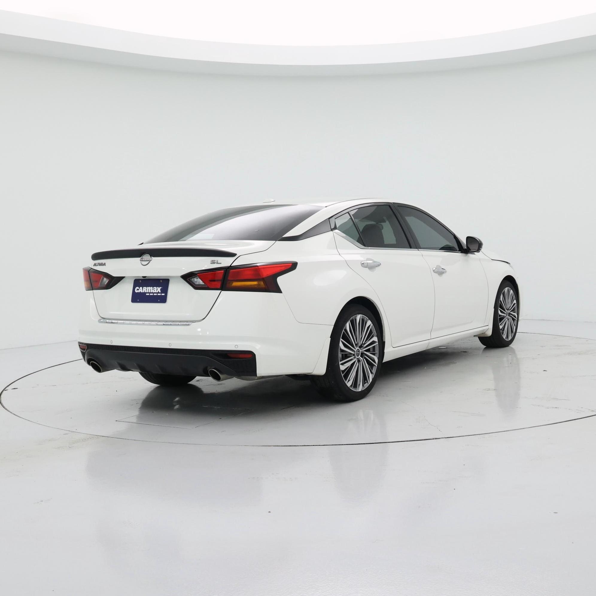 Thumbnail: 2023 Nissan Altima - 8