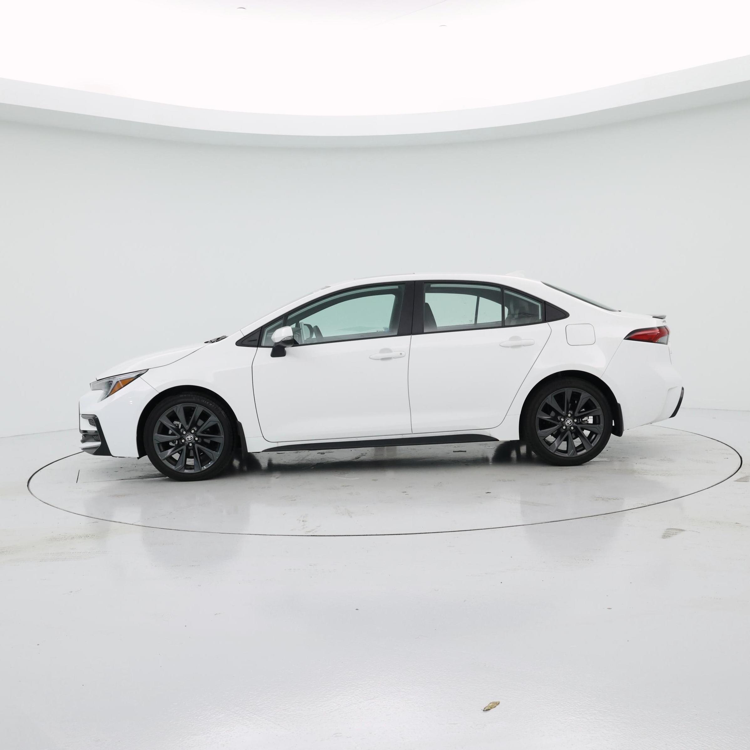 Thumbnail: 2025 Toyota Corolla - 3