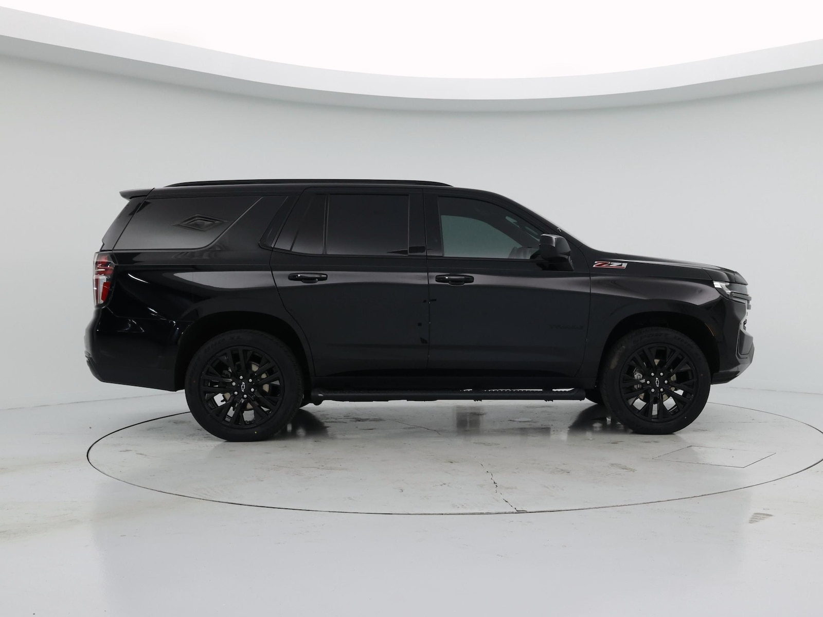 2021 Chevrolet Tahoe Z71 - Photo 8