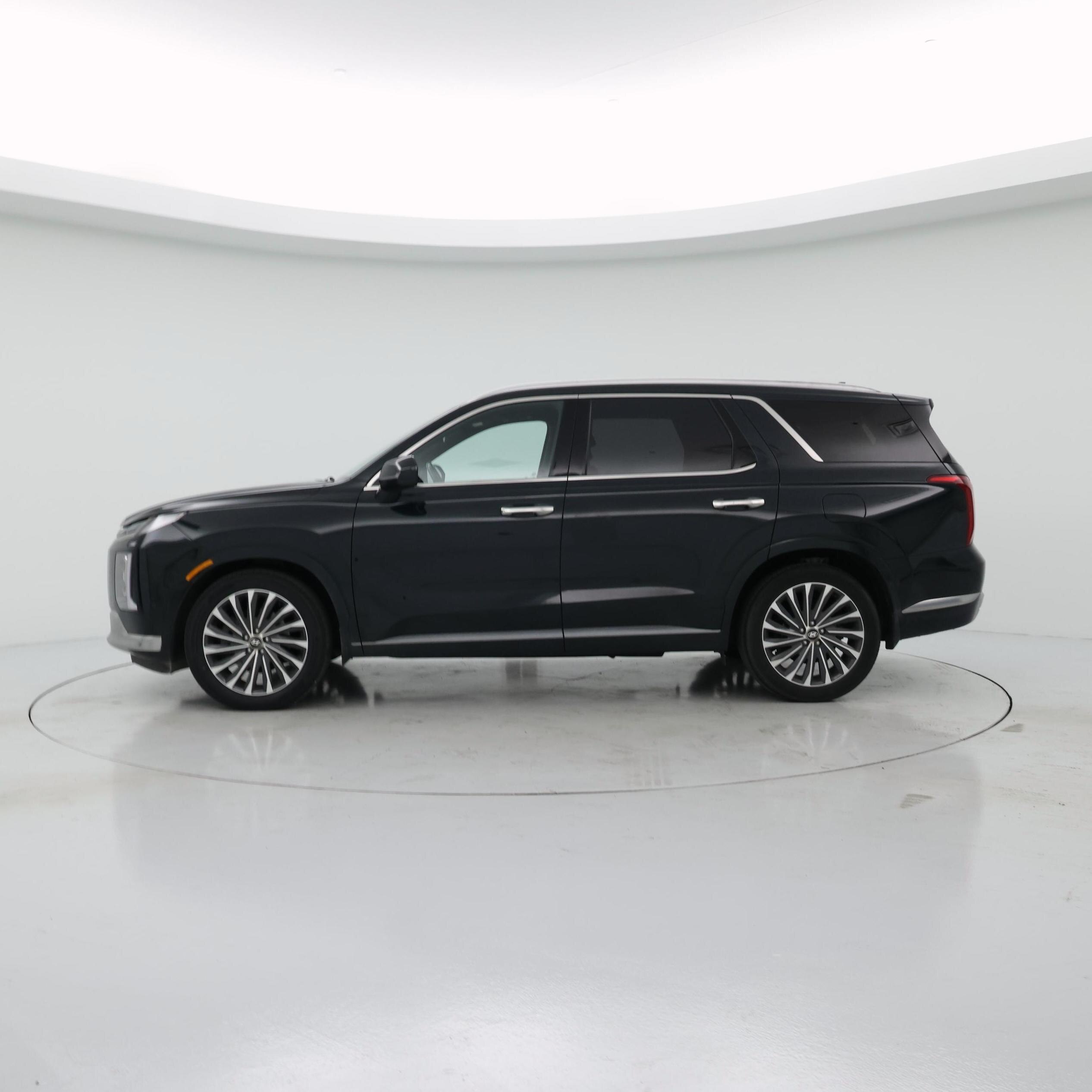 Thumbnail: 2023 Hyundai Palisade - 3