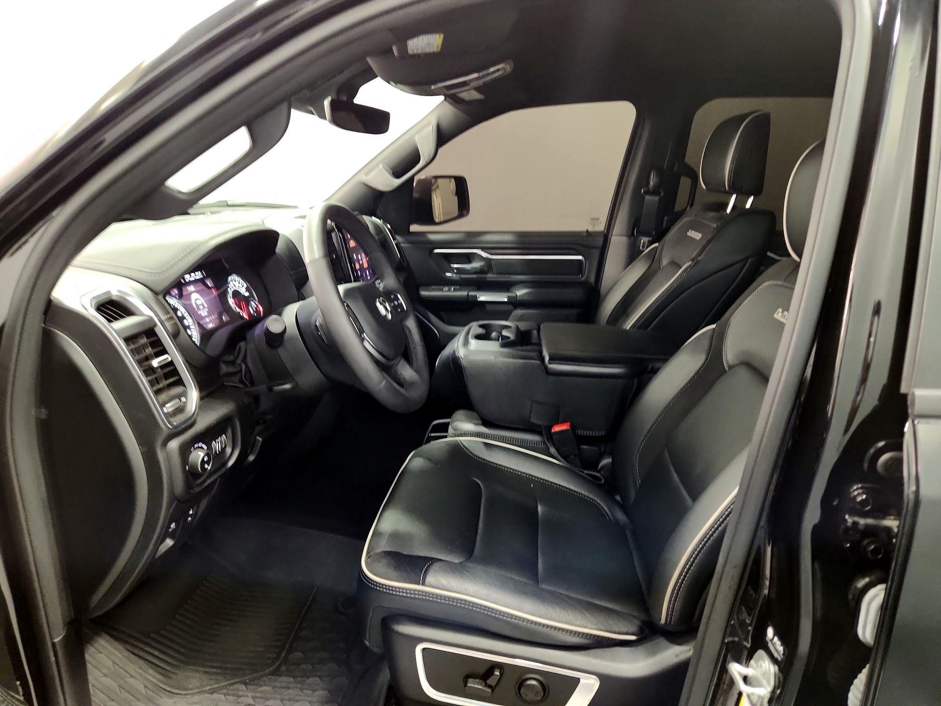 Thumbnail: 2025 RAM 1500 - 11