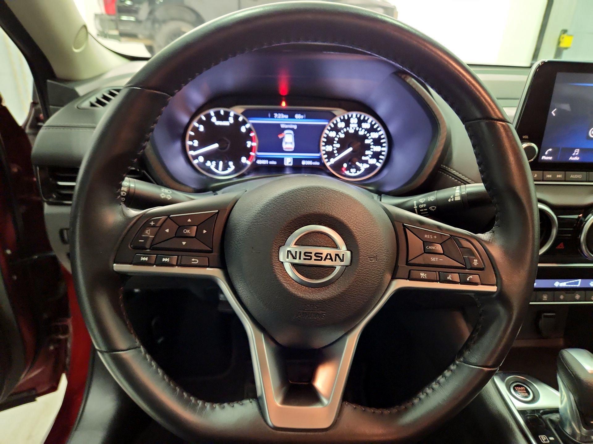 Thumbnail: 2020 Nissan Sentra - 10