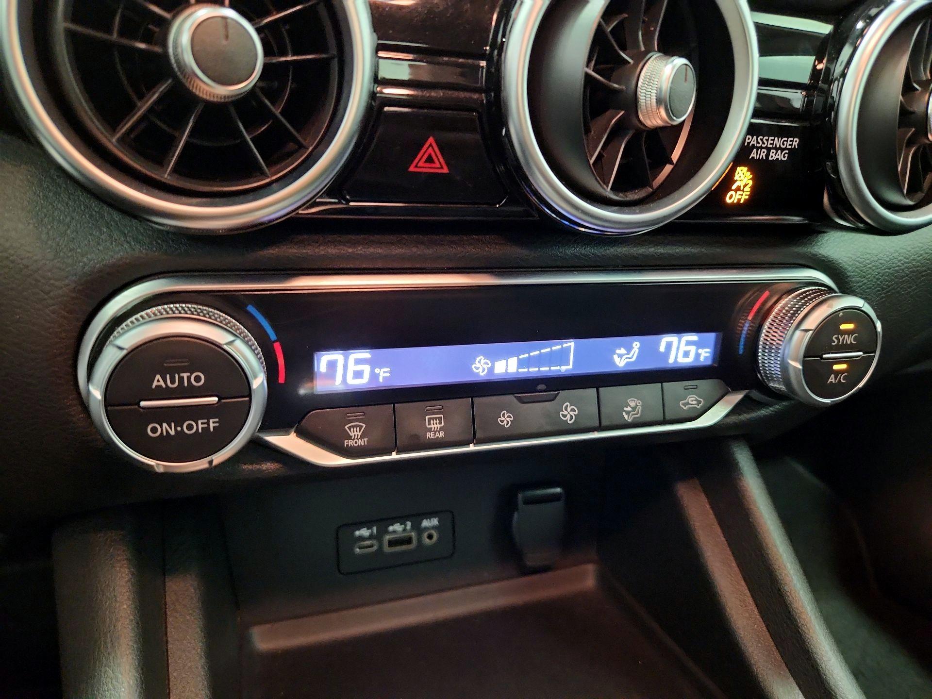 Thumbnail: 2020 Nissan Sentra - 16