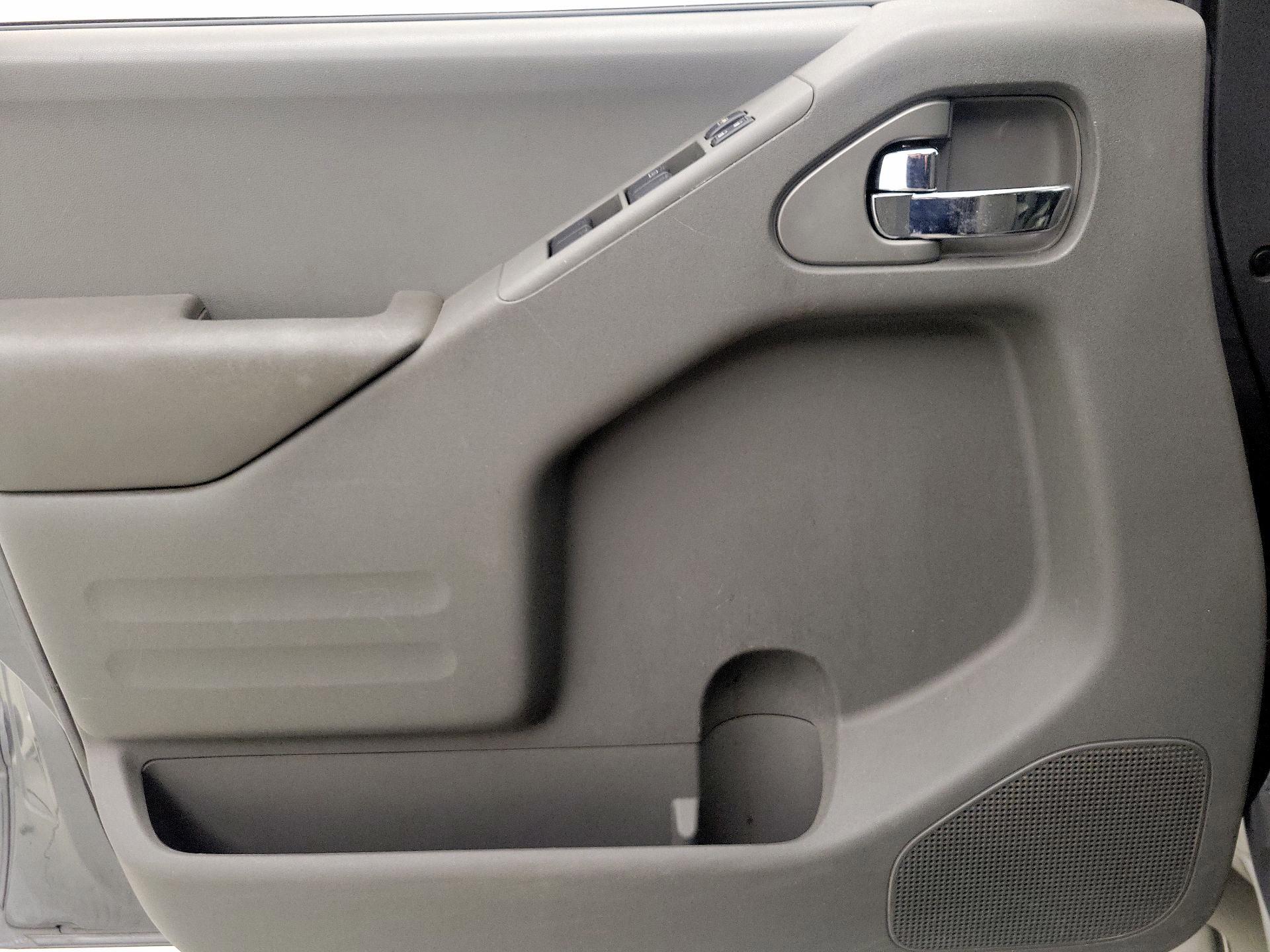 Thumbnail: 2016 Nissan Frontier - 12