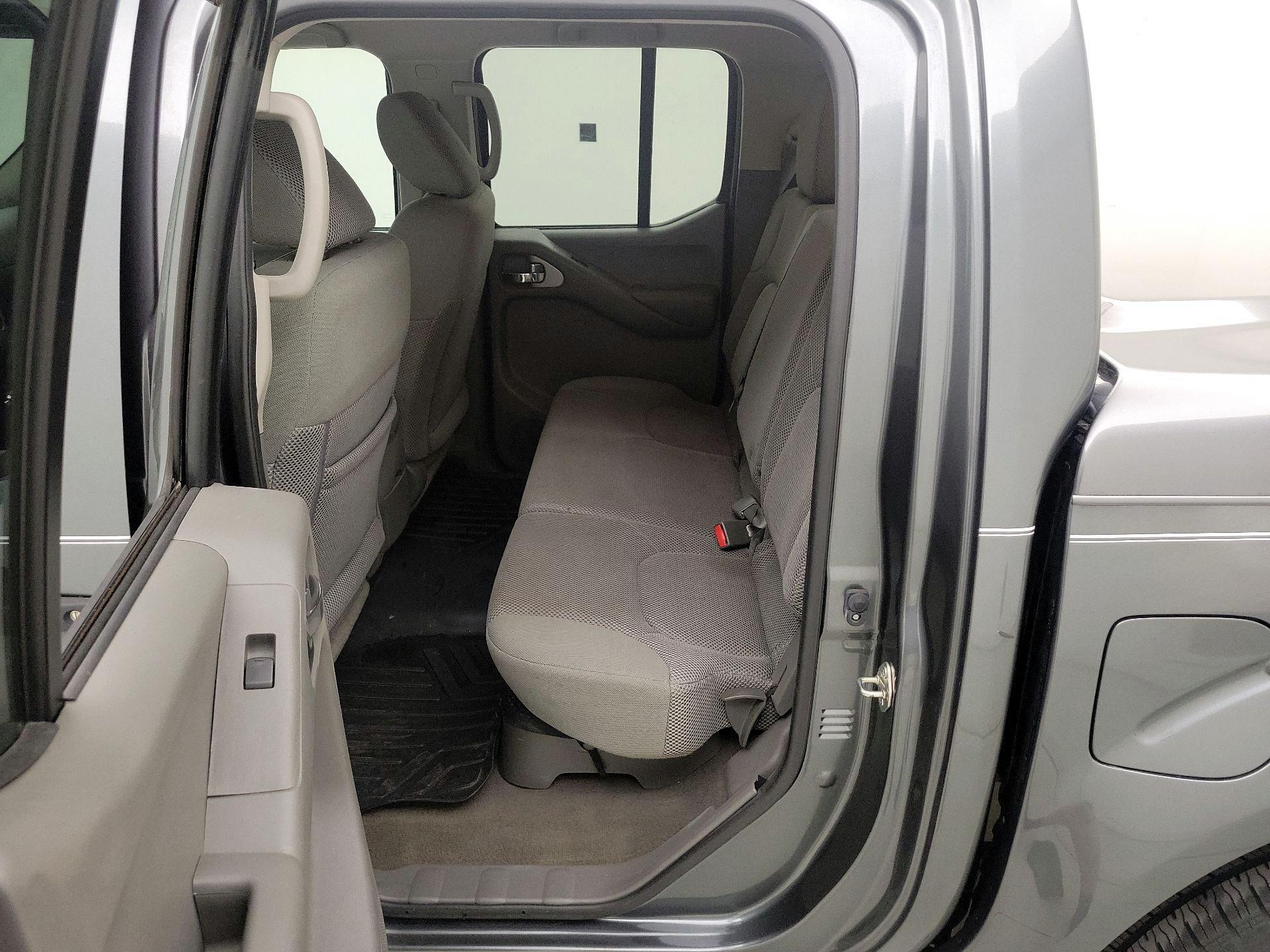 Thumbnail: 2016 Nissan Frontier - 19