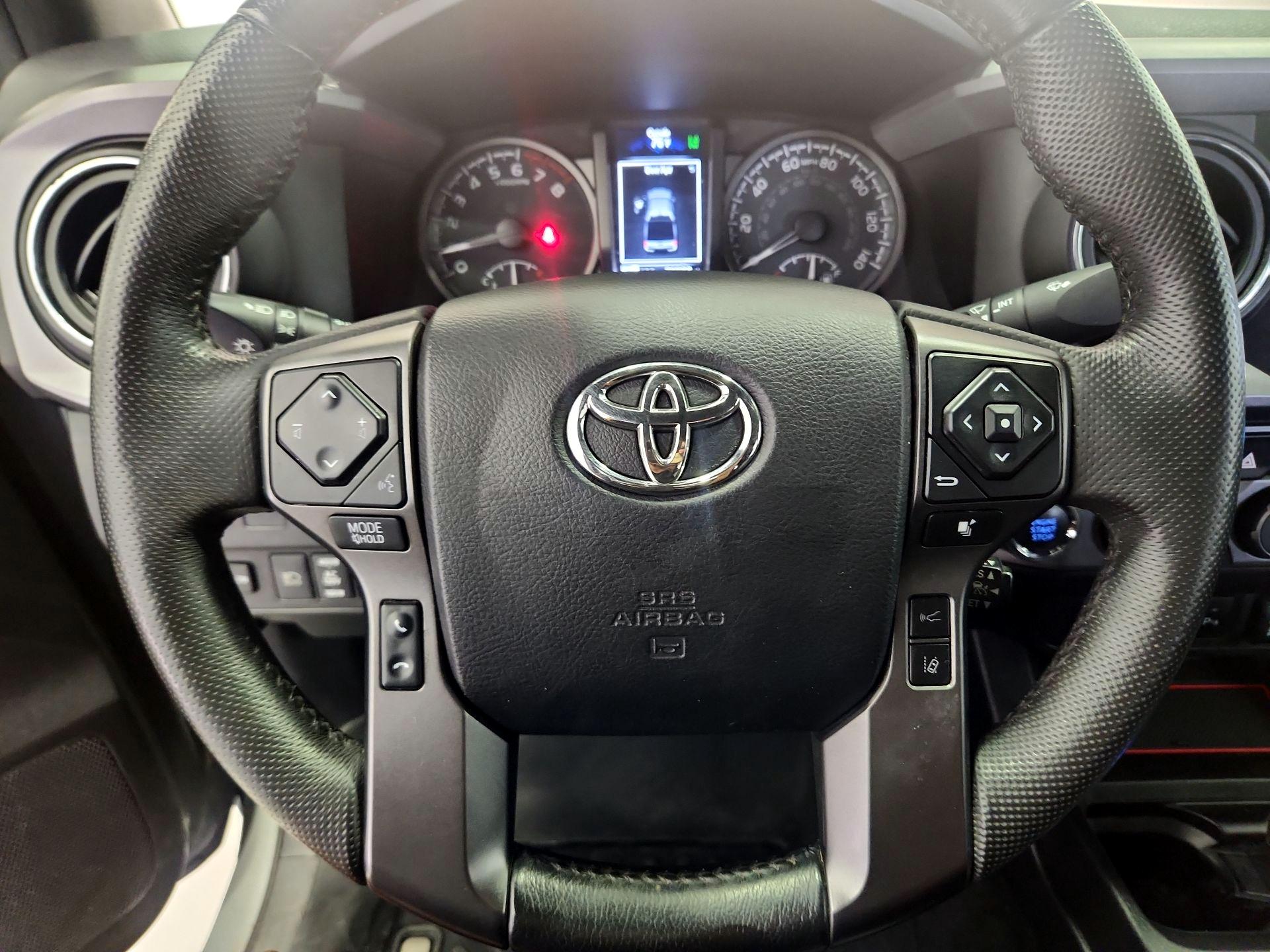 Thumbnail: 2021 Toyota Tacoma - 10