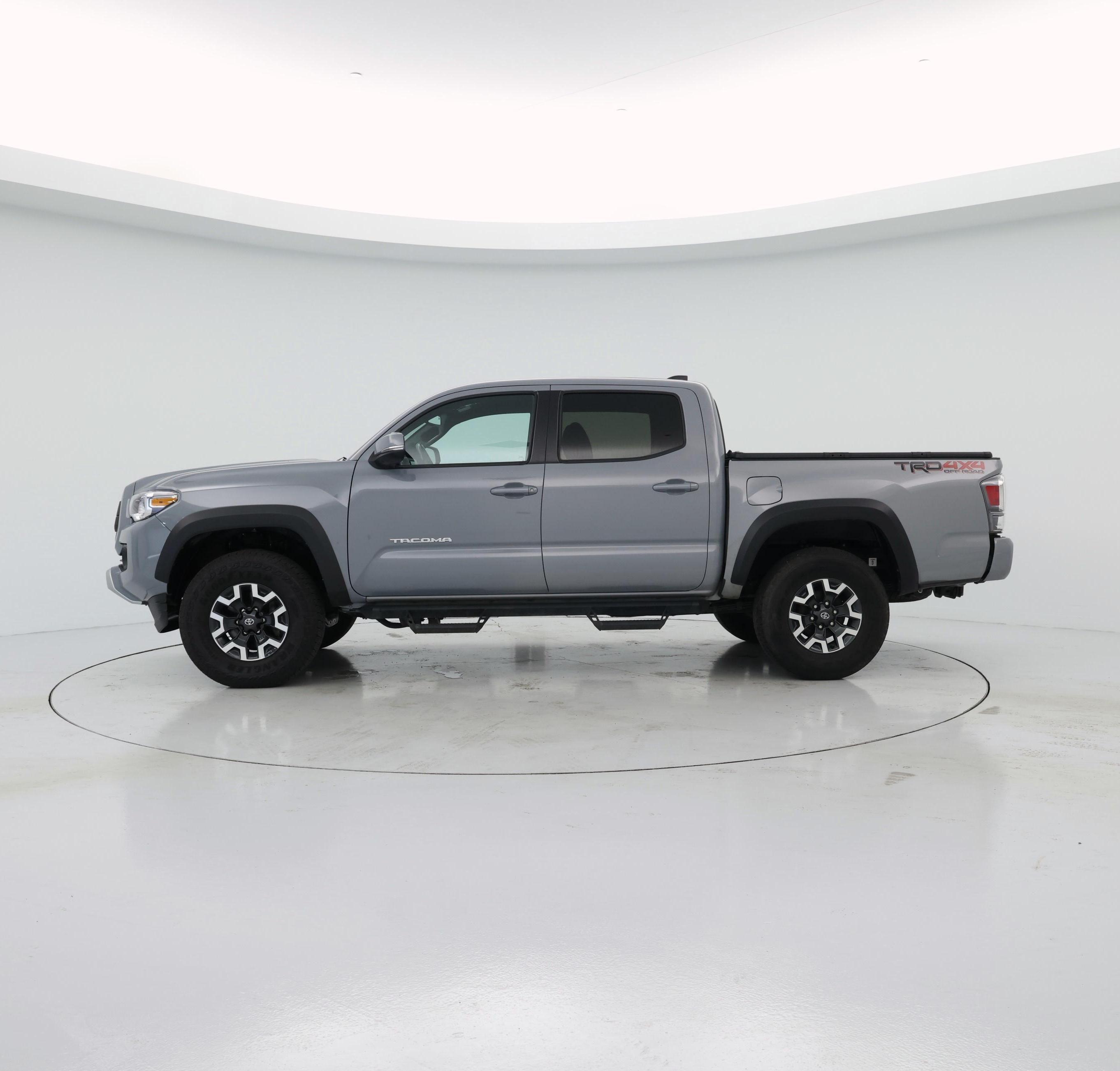 Thumbnail: 2021 Toyota Tacoma - 3