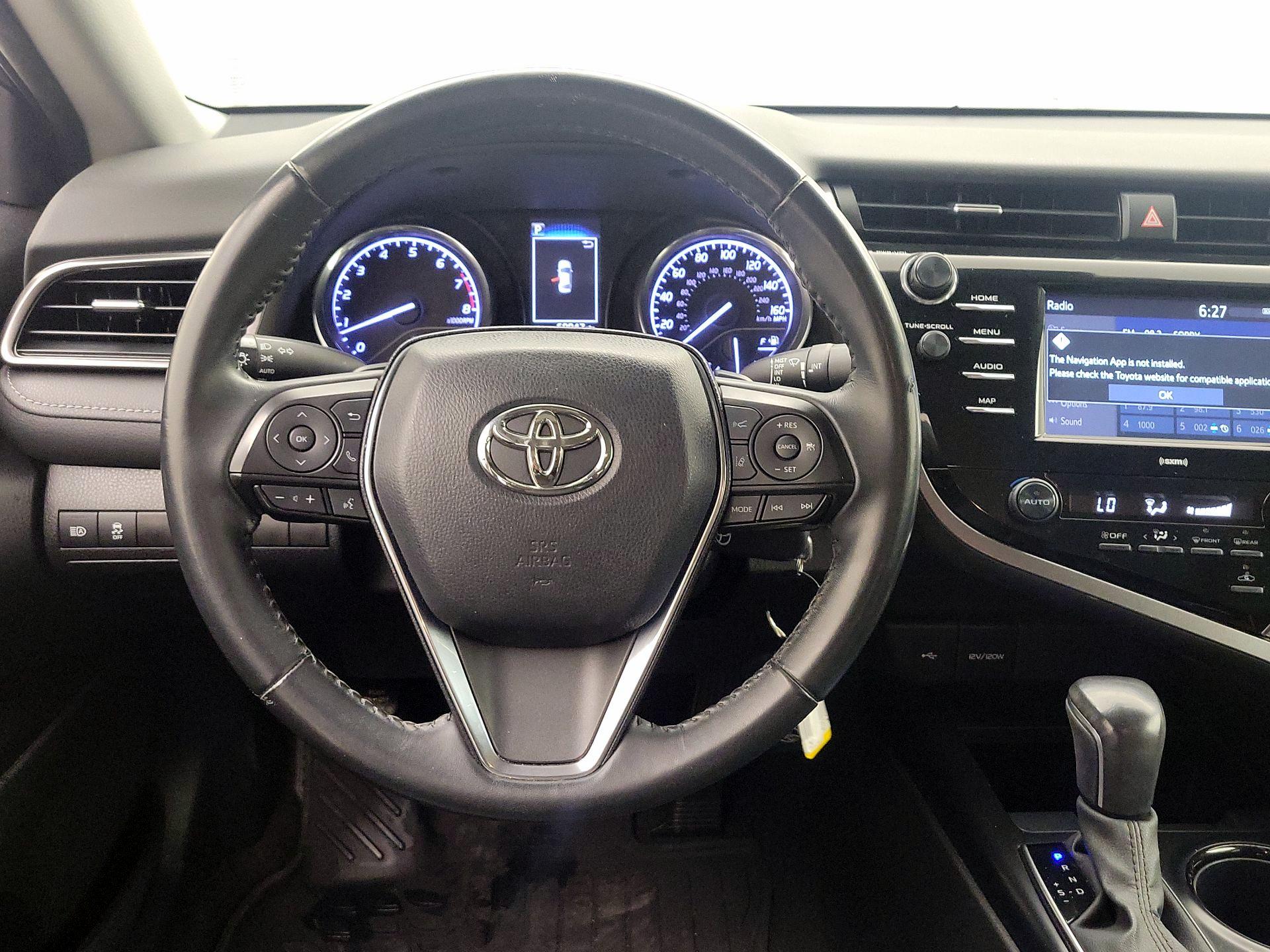 Thumbnail: 2020 Toyota Camry - 10