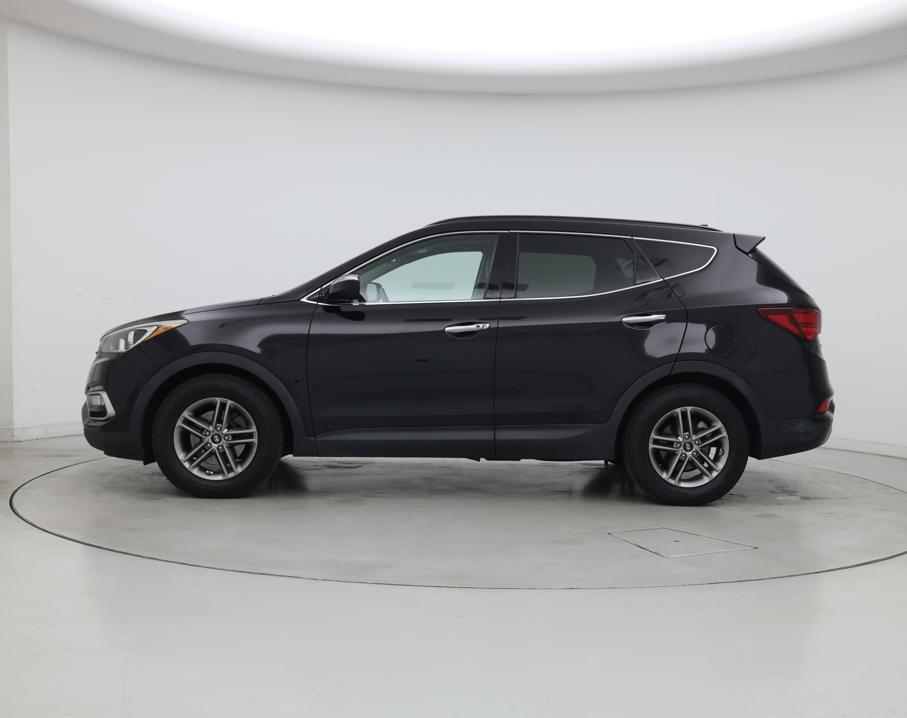 Thumbnail: 2018 Hyundai Santa Fe - 3
