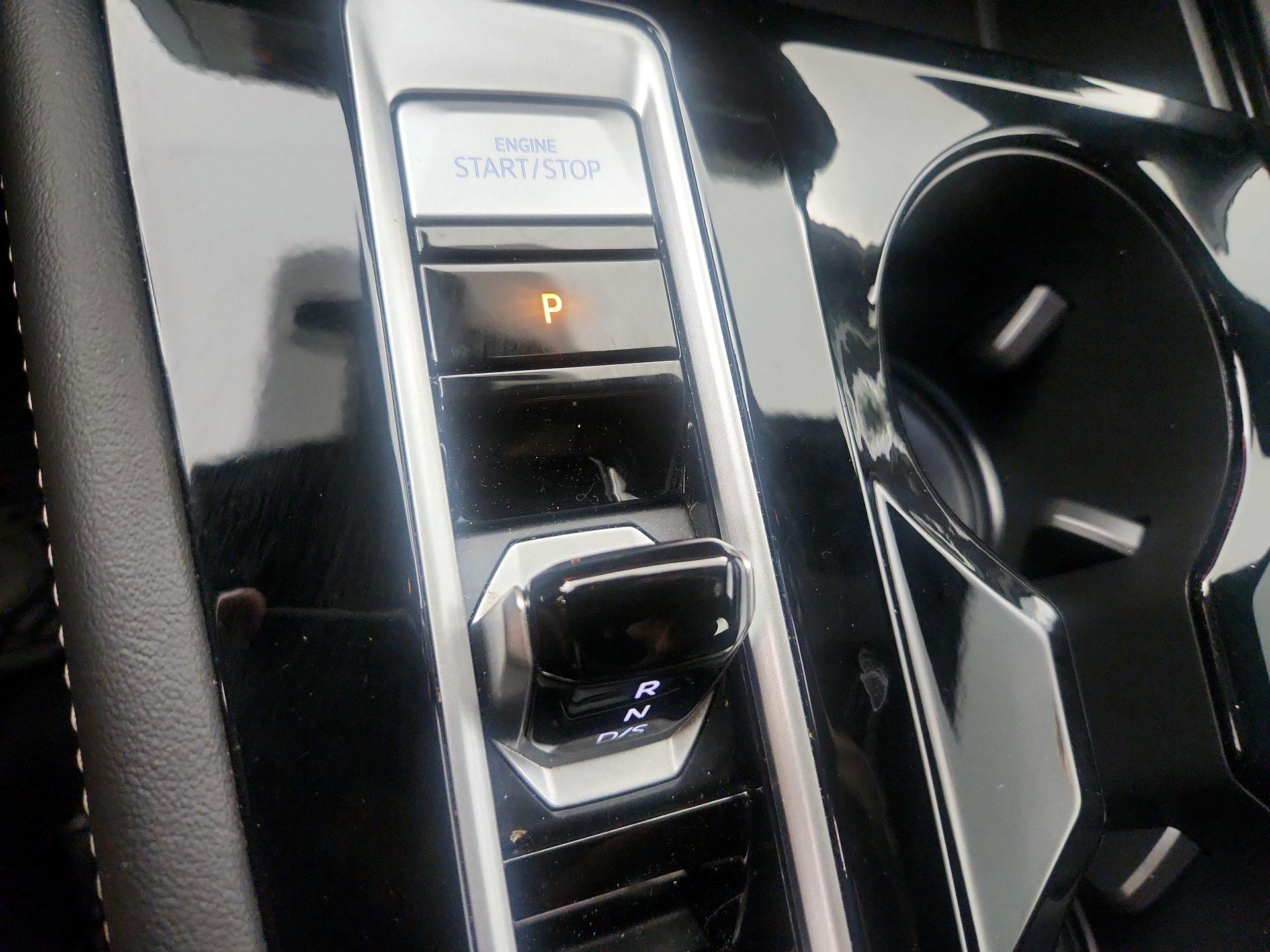 Thumbnail: 2024 Volkswagen Atlas - 17
