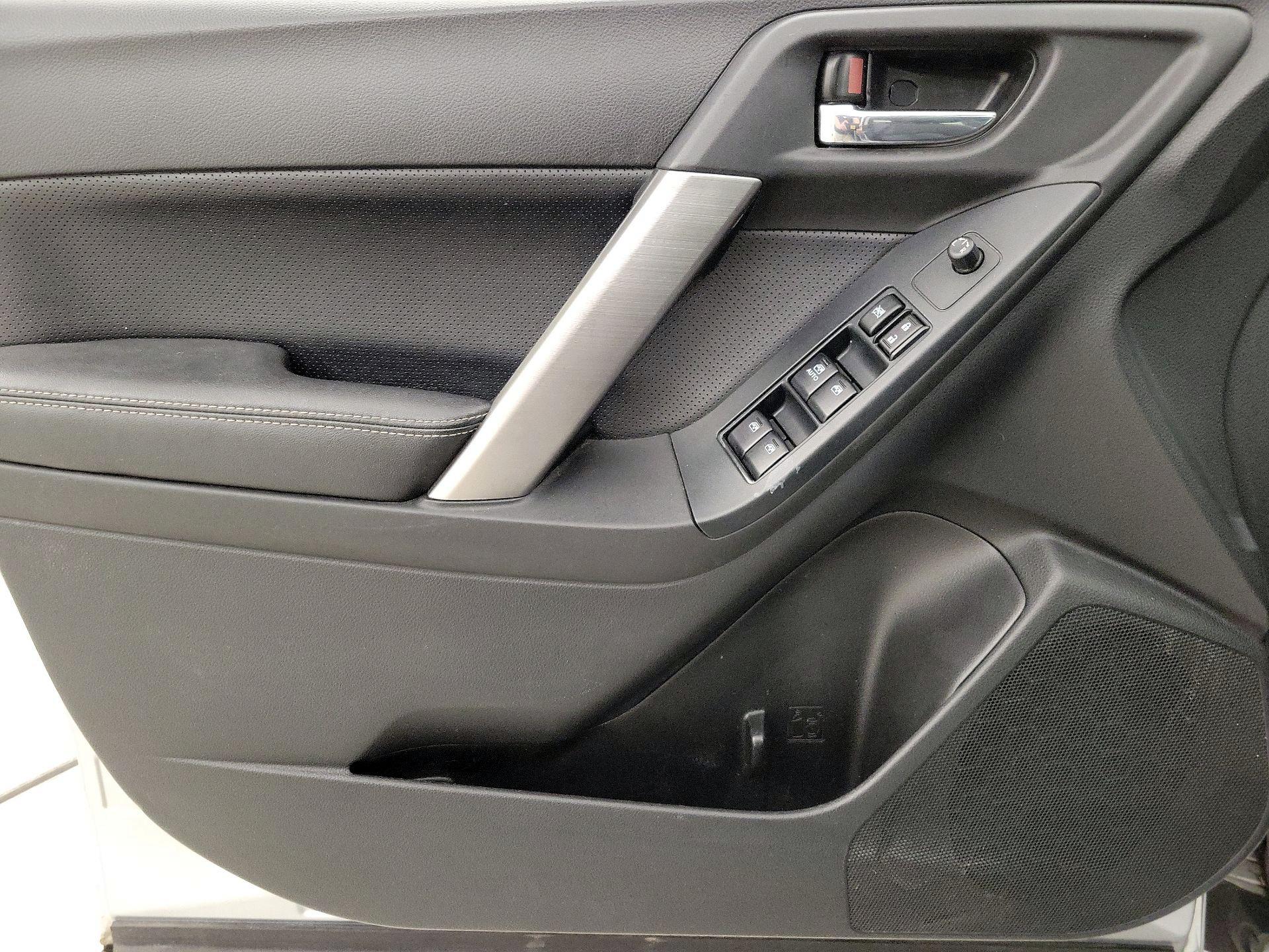 Thumbnail: 2015 Subaru Forester - 12