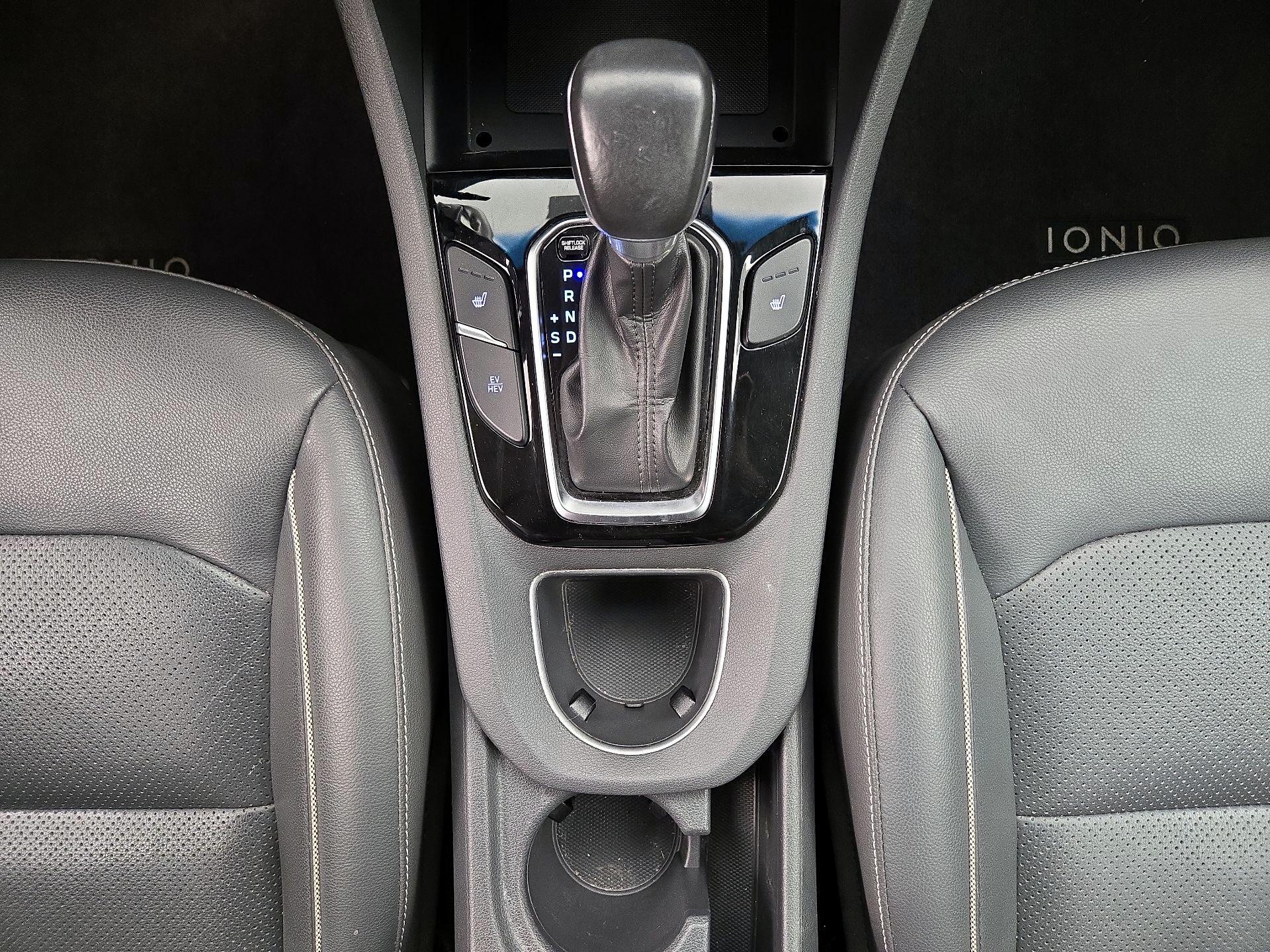 Thumbnail: 2019 Hyundai Ioniq - 18