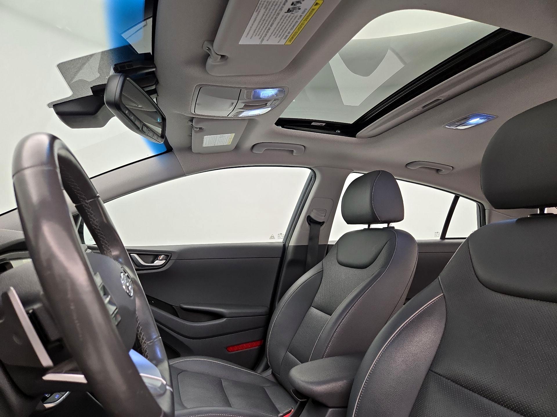 Thumbnail: 2019 Hyundai Ioniq - 20