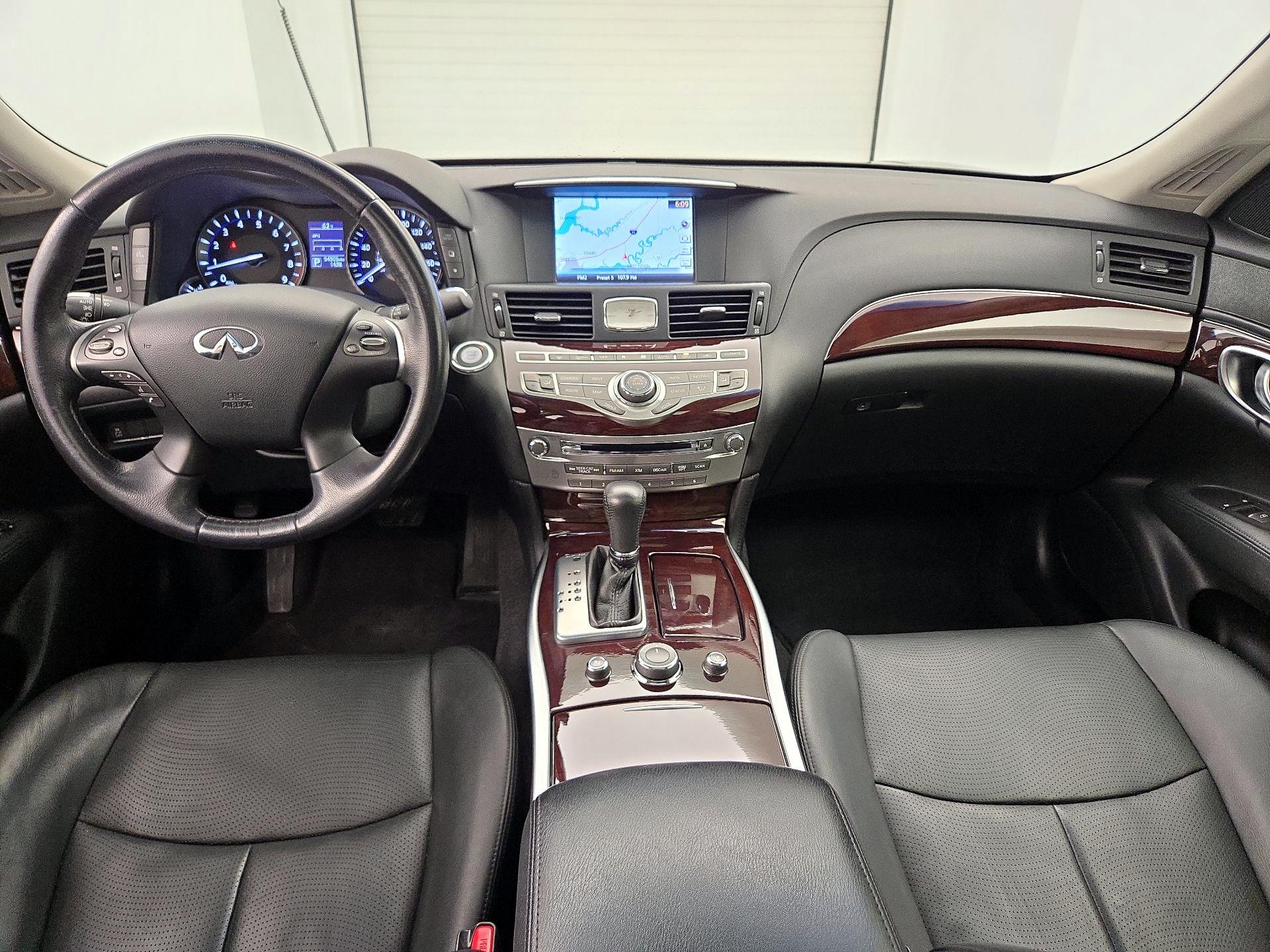 Thumbnail: 2015 INFINITI Q70 - 9