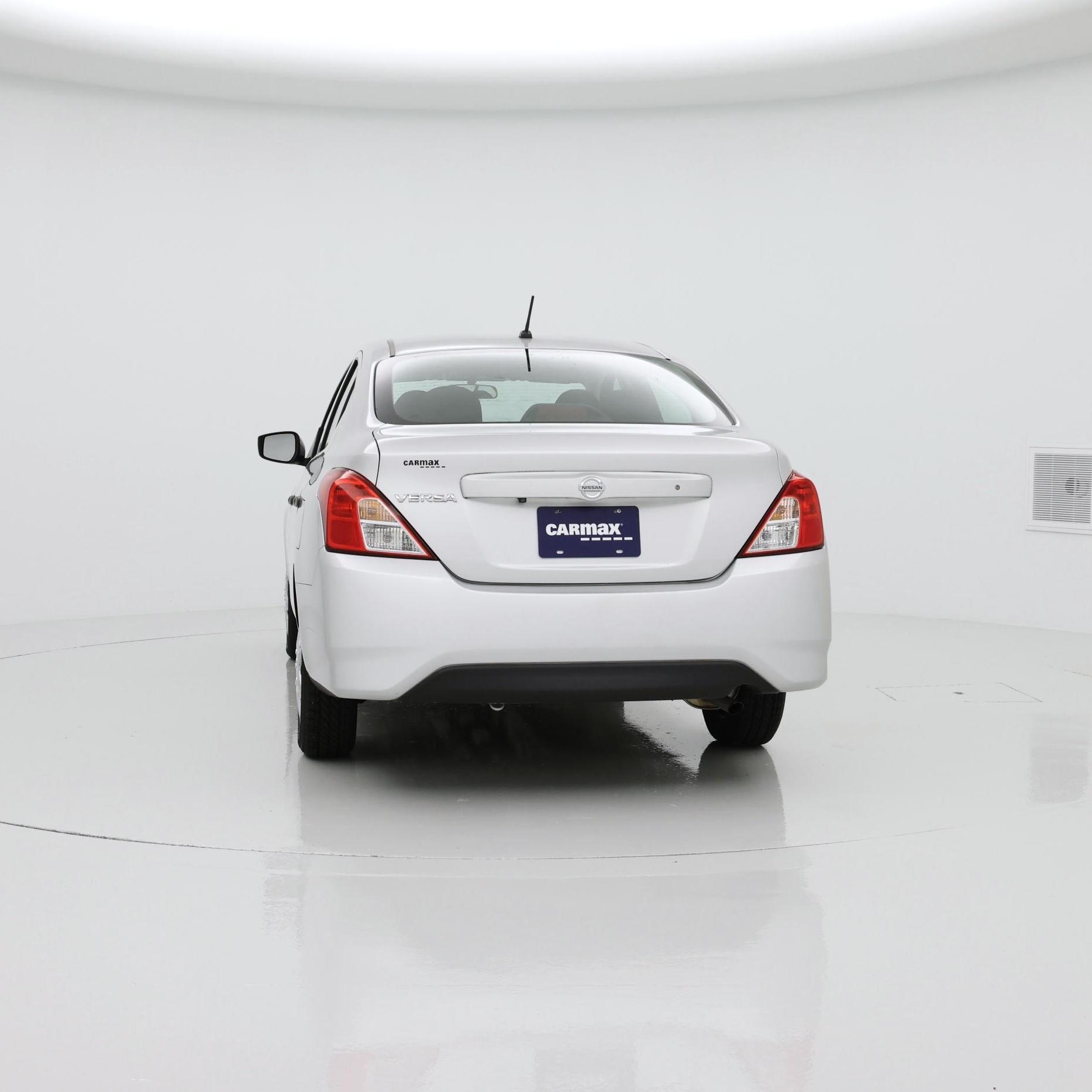 Thumbnail: 2019 Nissan Versa - 6