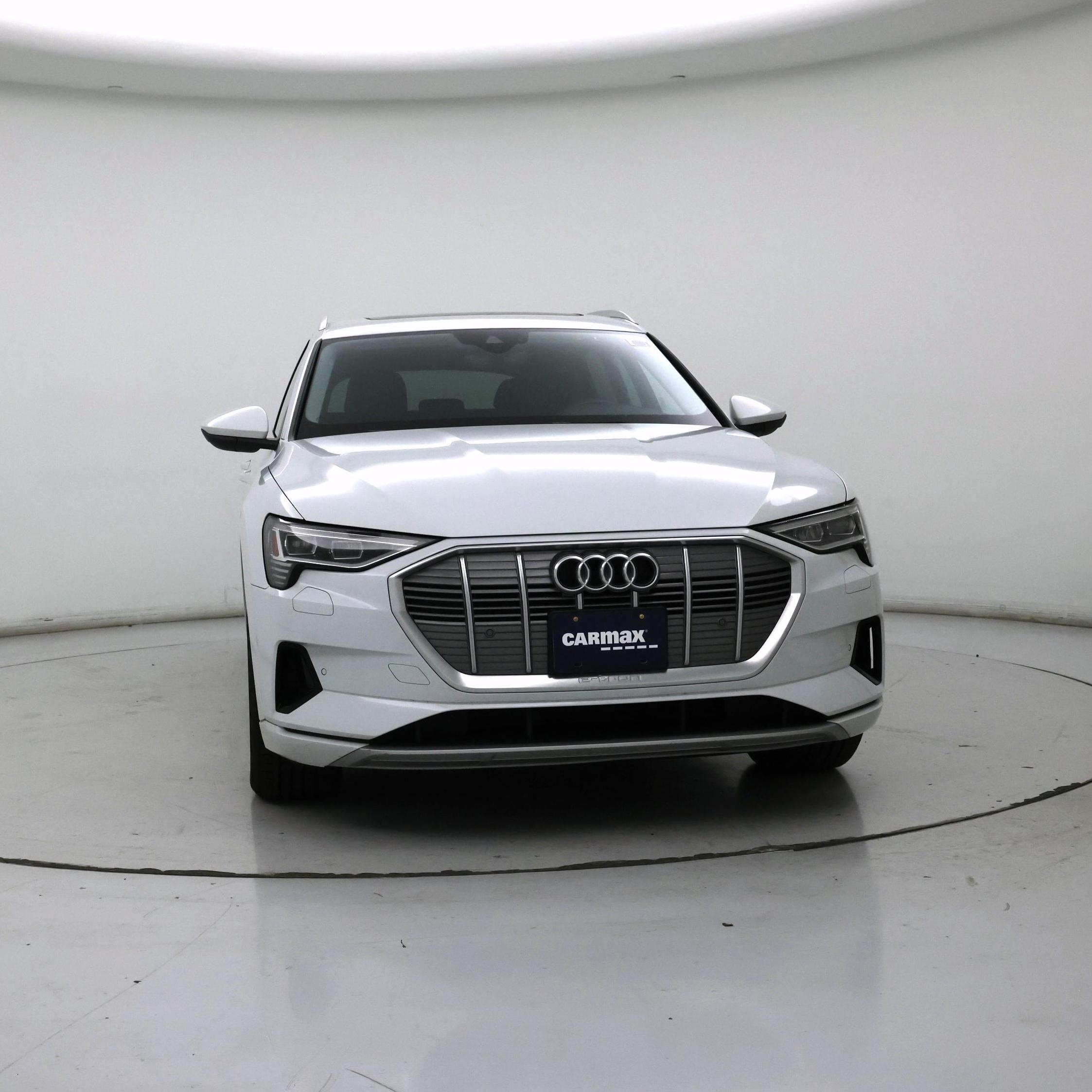 Thumbnail: 2021 Audi e-tron - 5