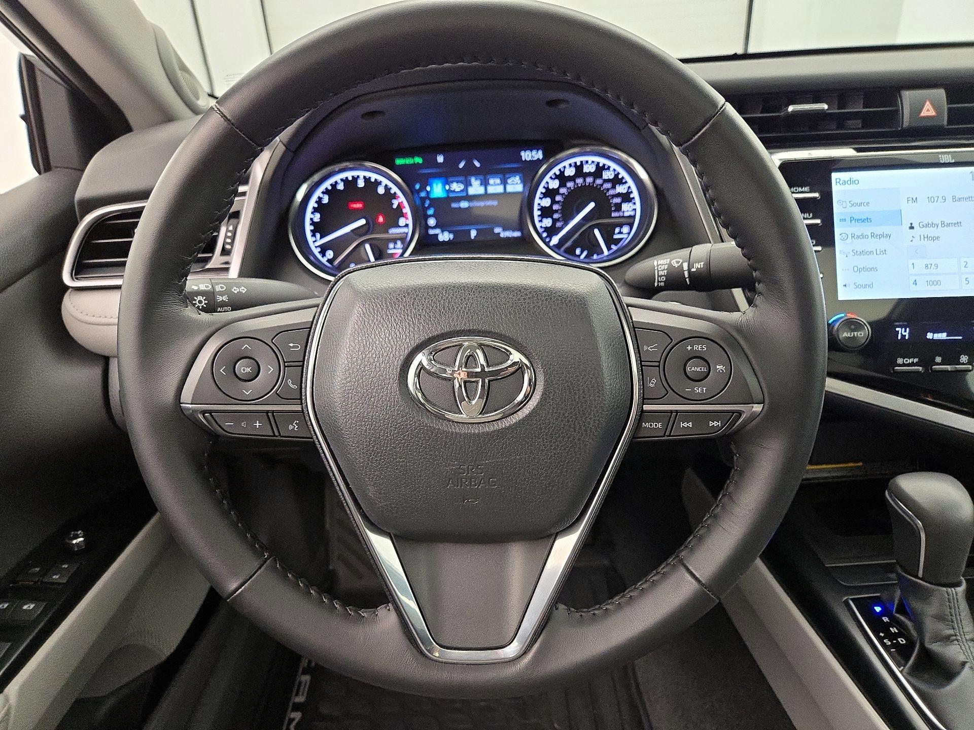 Thumbnail: 2019 Toyota Camry - 10