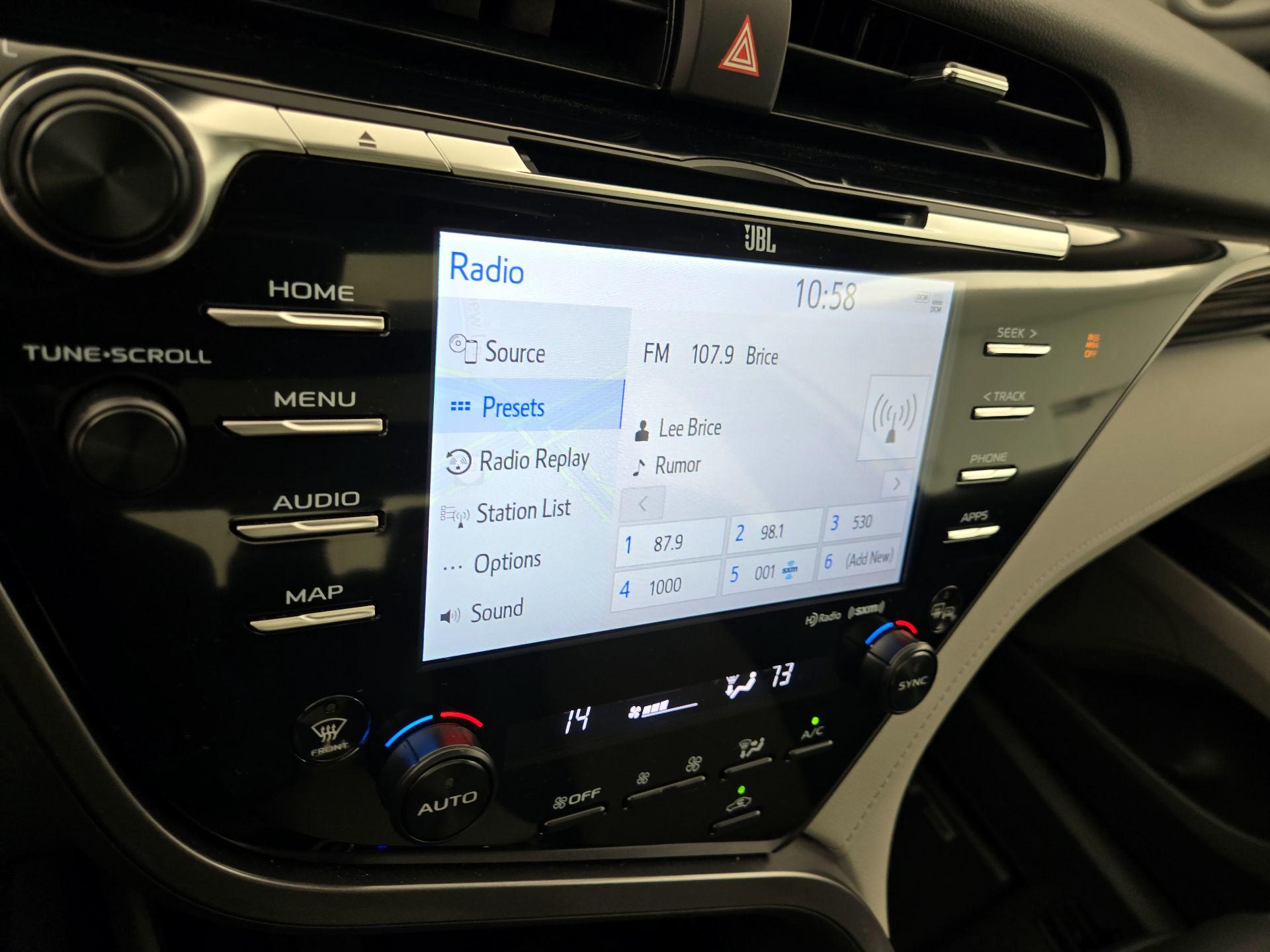 Thumbnail: 2019 Toyota Camry - 16