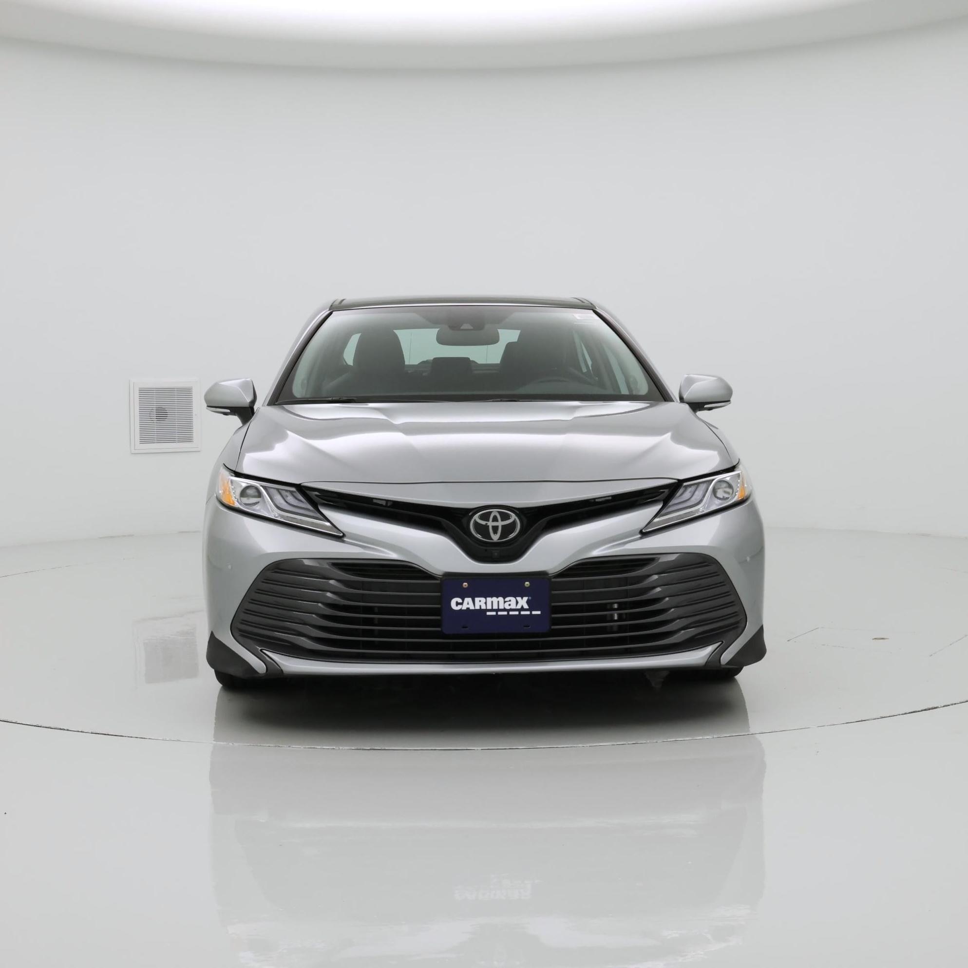 Thumbnail: 2019 Toyota Camry - 5