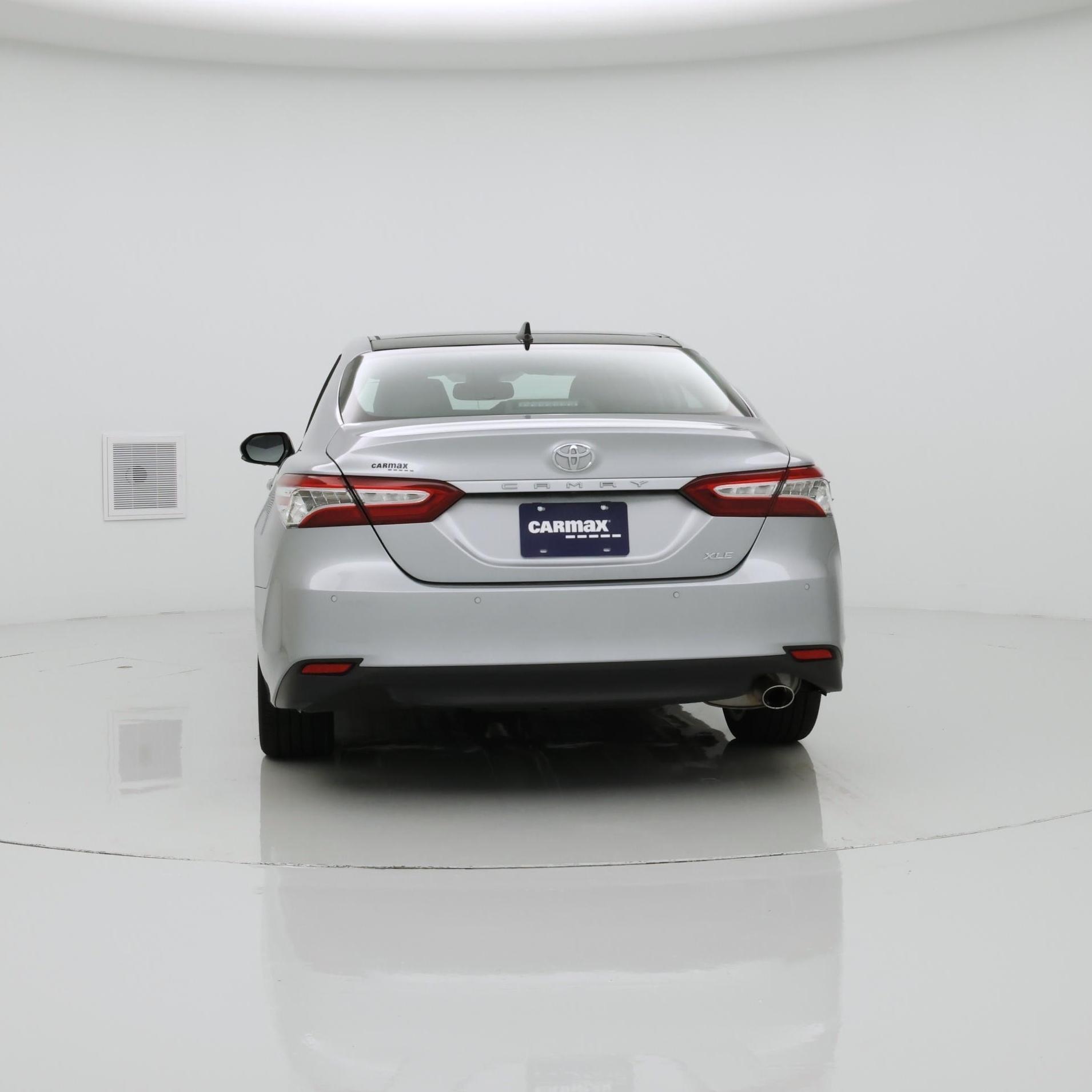 Thumbnail: 2019 Toyota Camry - 6