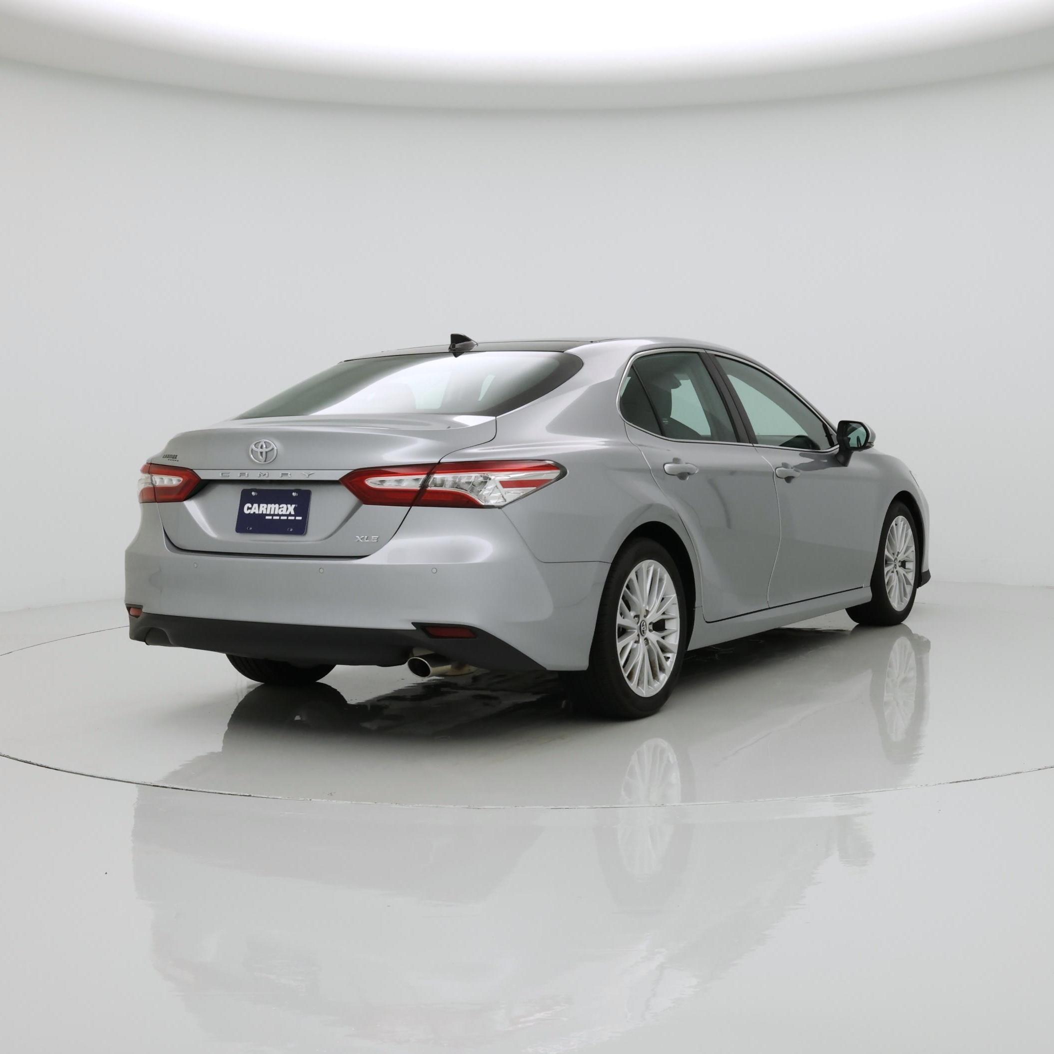 Thumbnail: 2019 Toyota Camry - 8