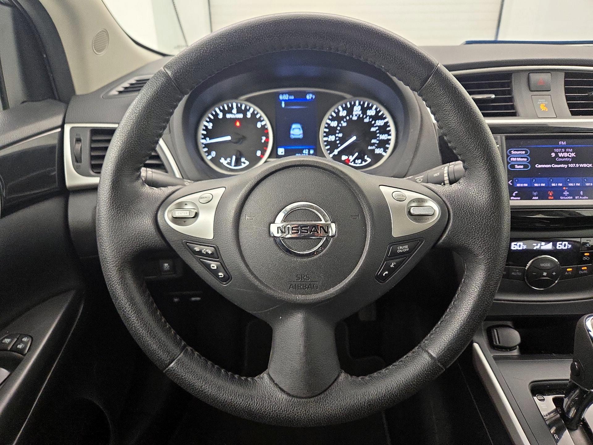 Thumbnail: 2019 Nissan Sentra - 10