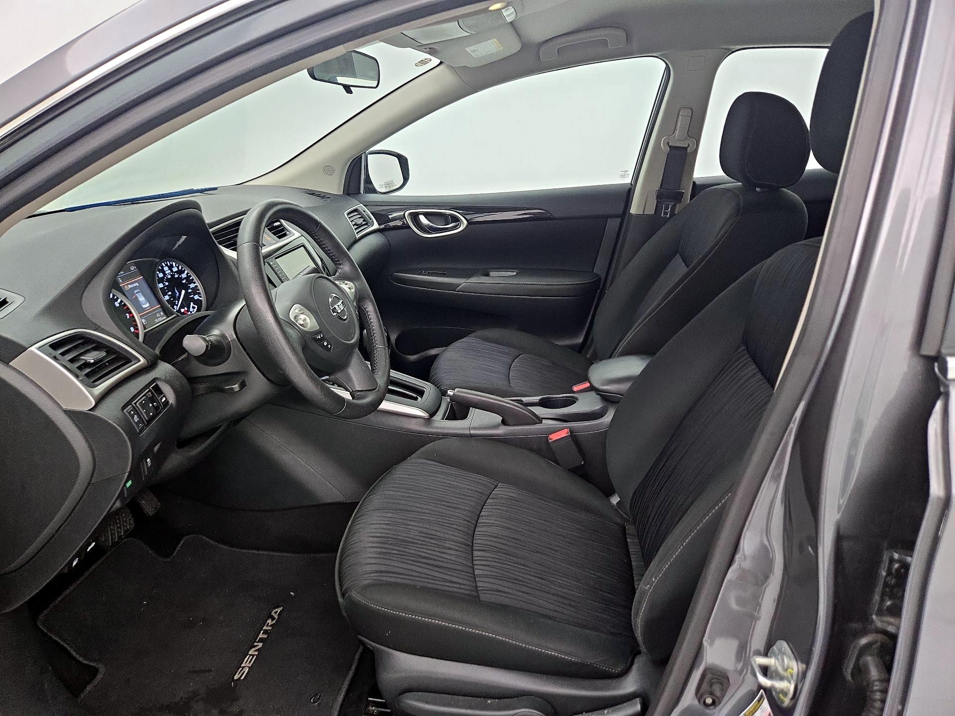 Thumbnail: 2019 Nissan Sentra - 11