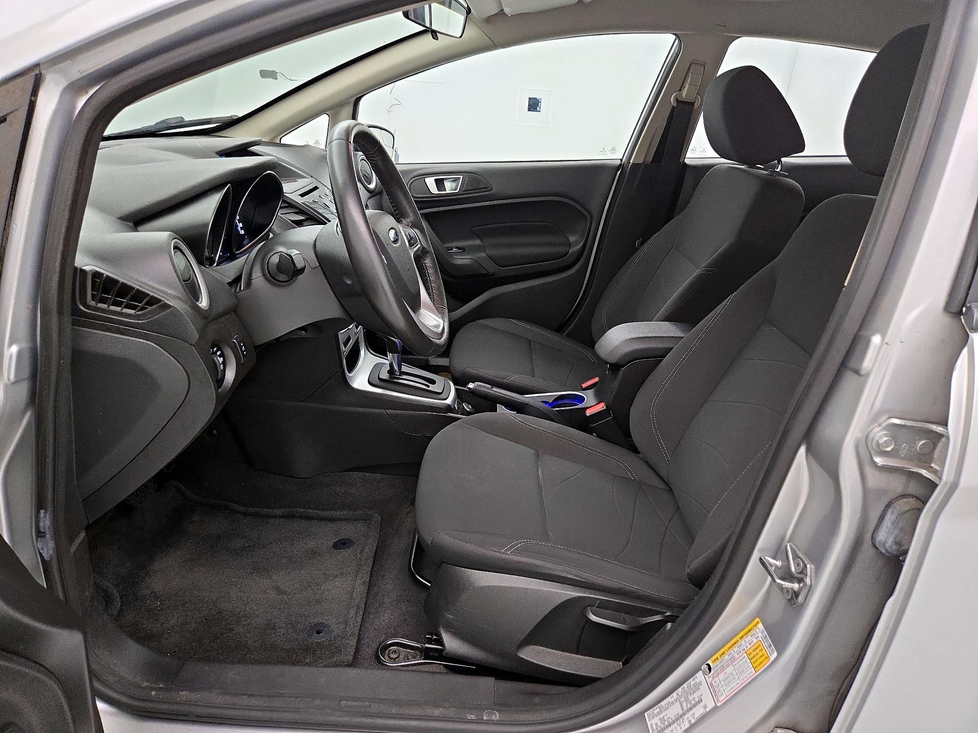 Thumbnail: 2015 Ford Fiesta - 11