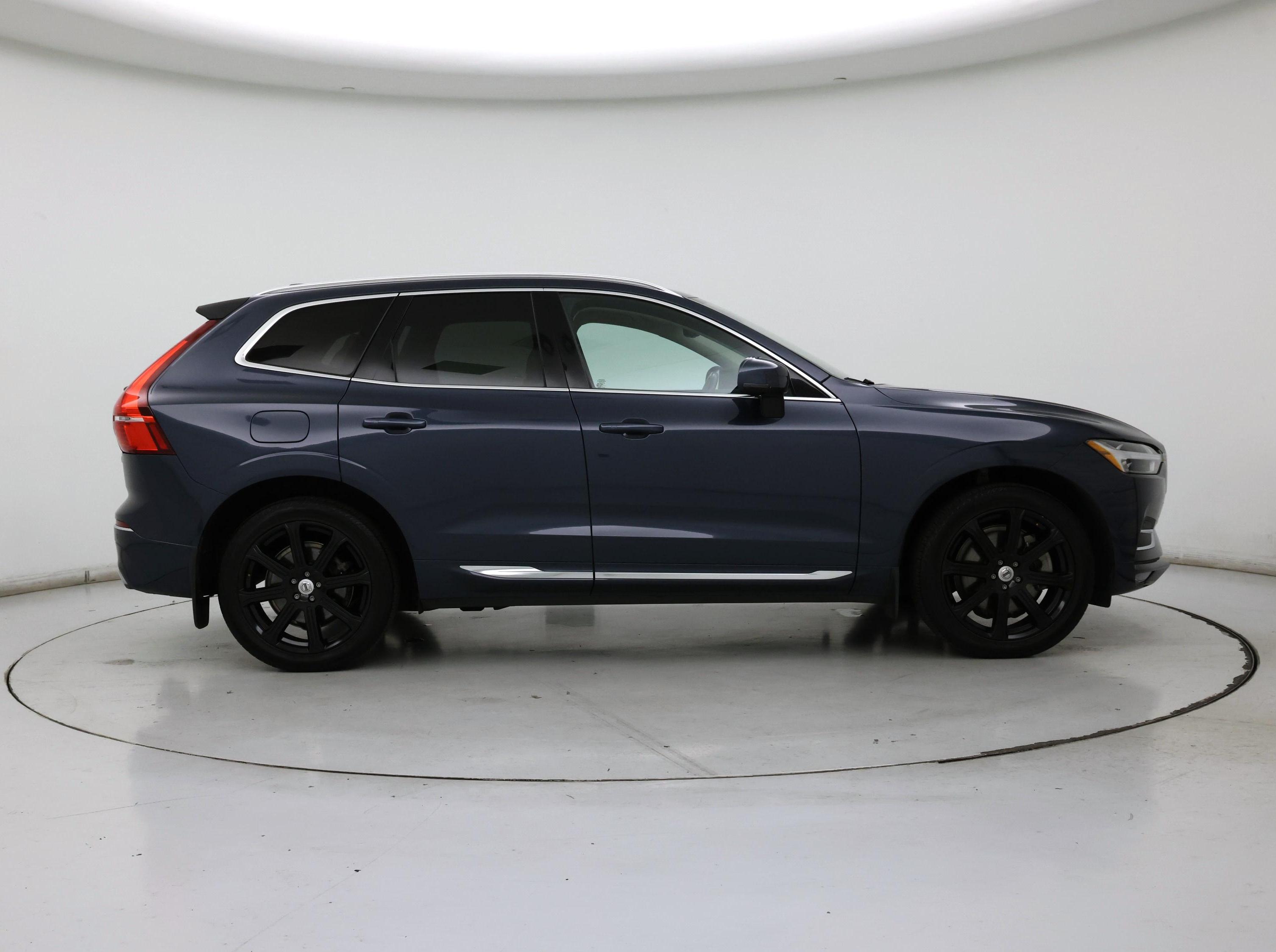 Thumbnail: 2021 Volvo XC60 - 7