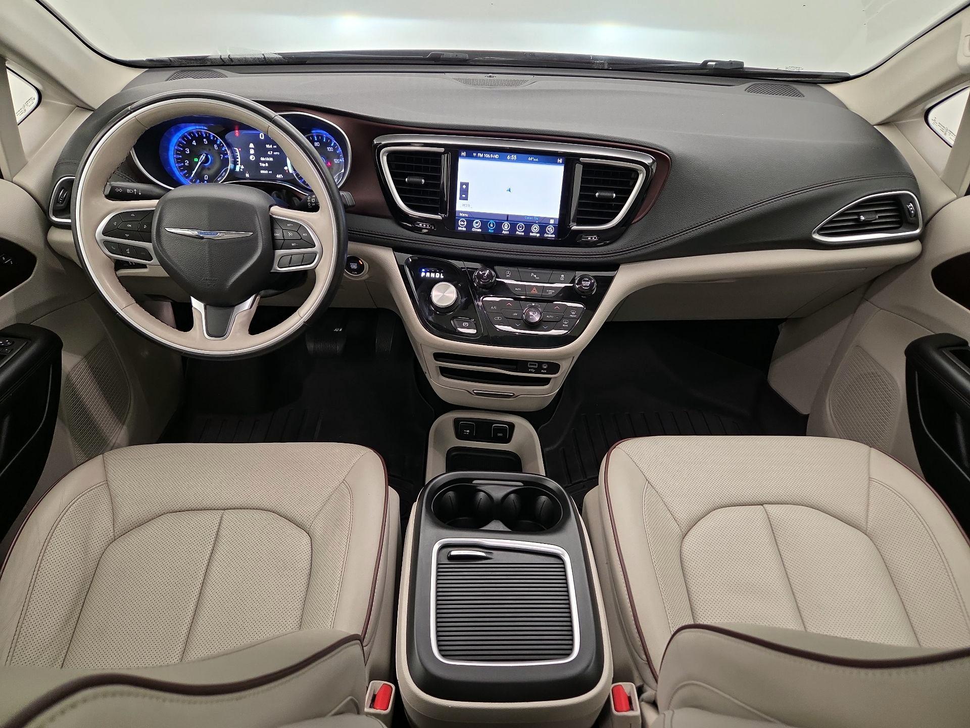 Thumbnail: 2020 Chrysler Pacifica - 9