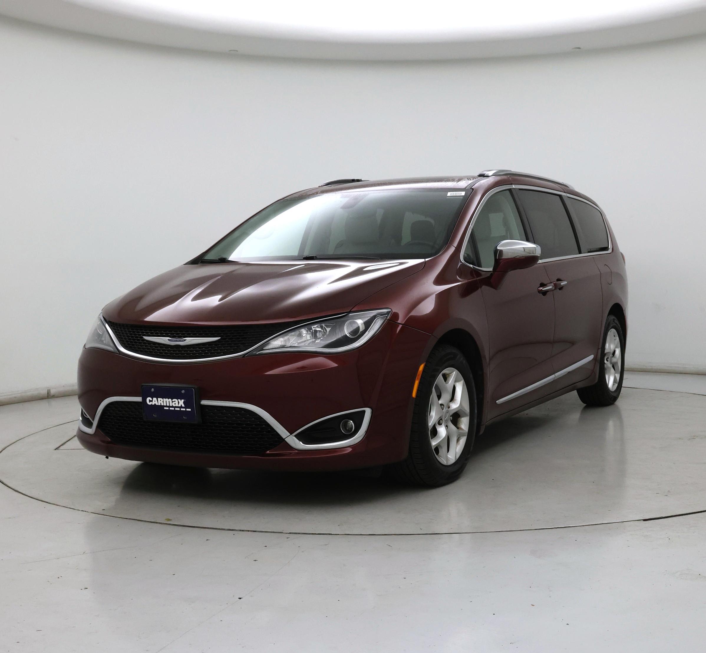 Thumbnail: 2020 Chrysler Pacifica - 4
