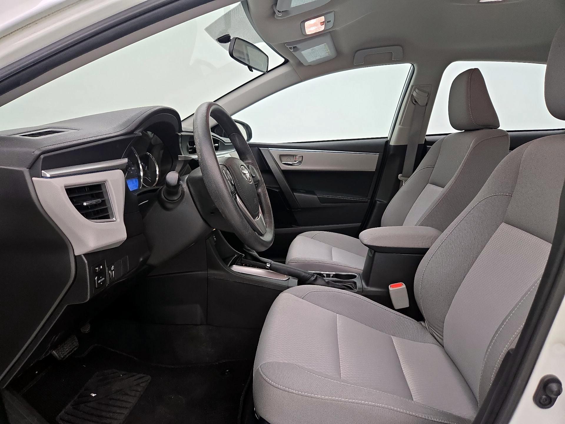 Thumbnail: 2015 Toyota Corolla - 11