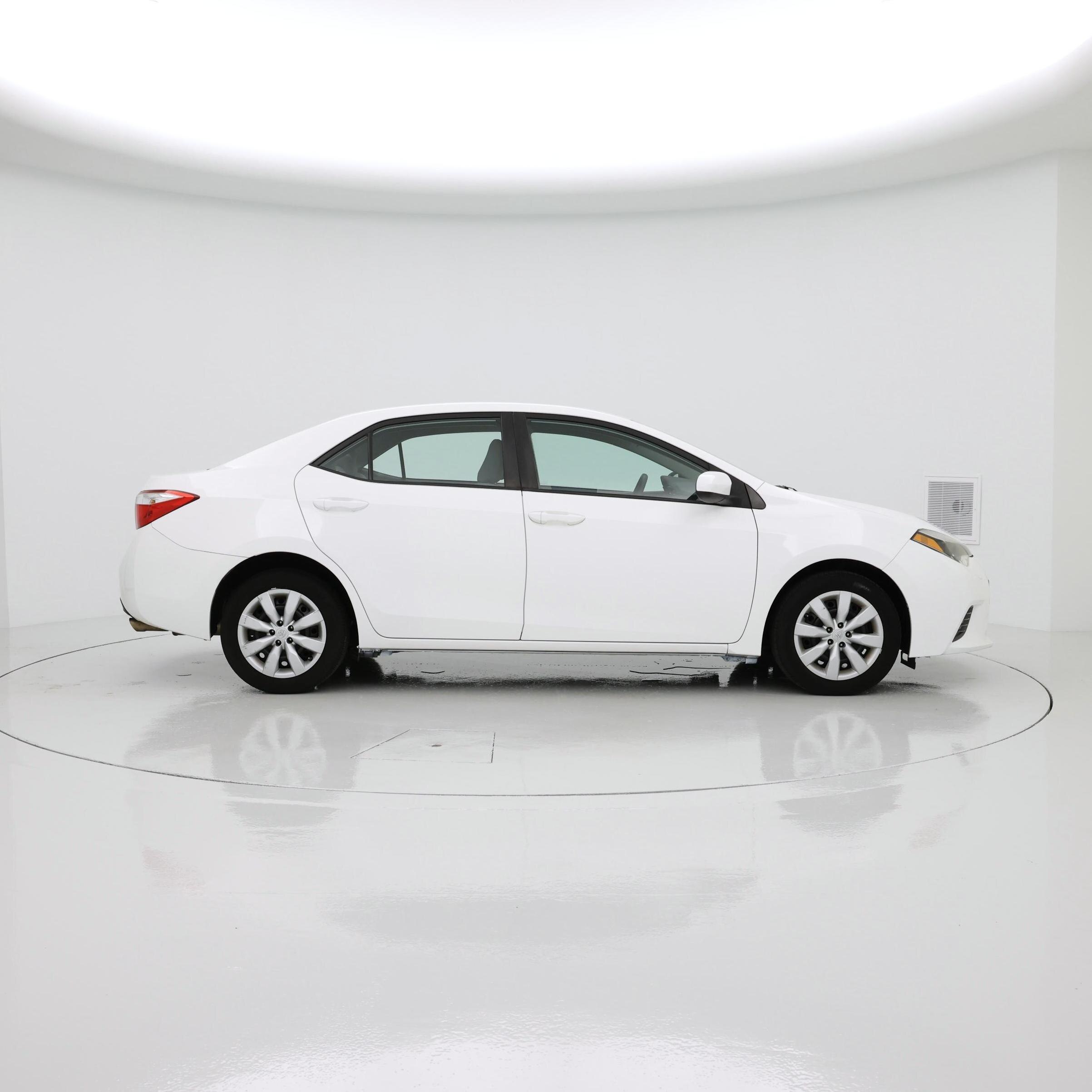 Thumbnail: 2015 Toyota Corolla - 7