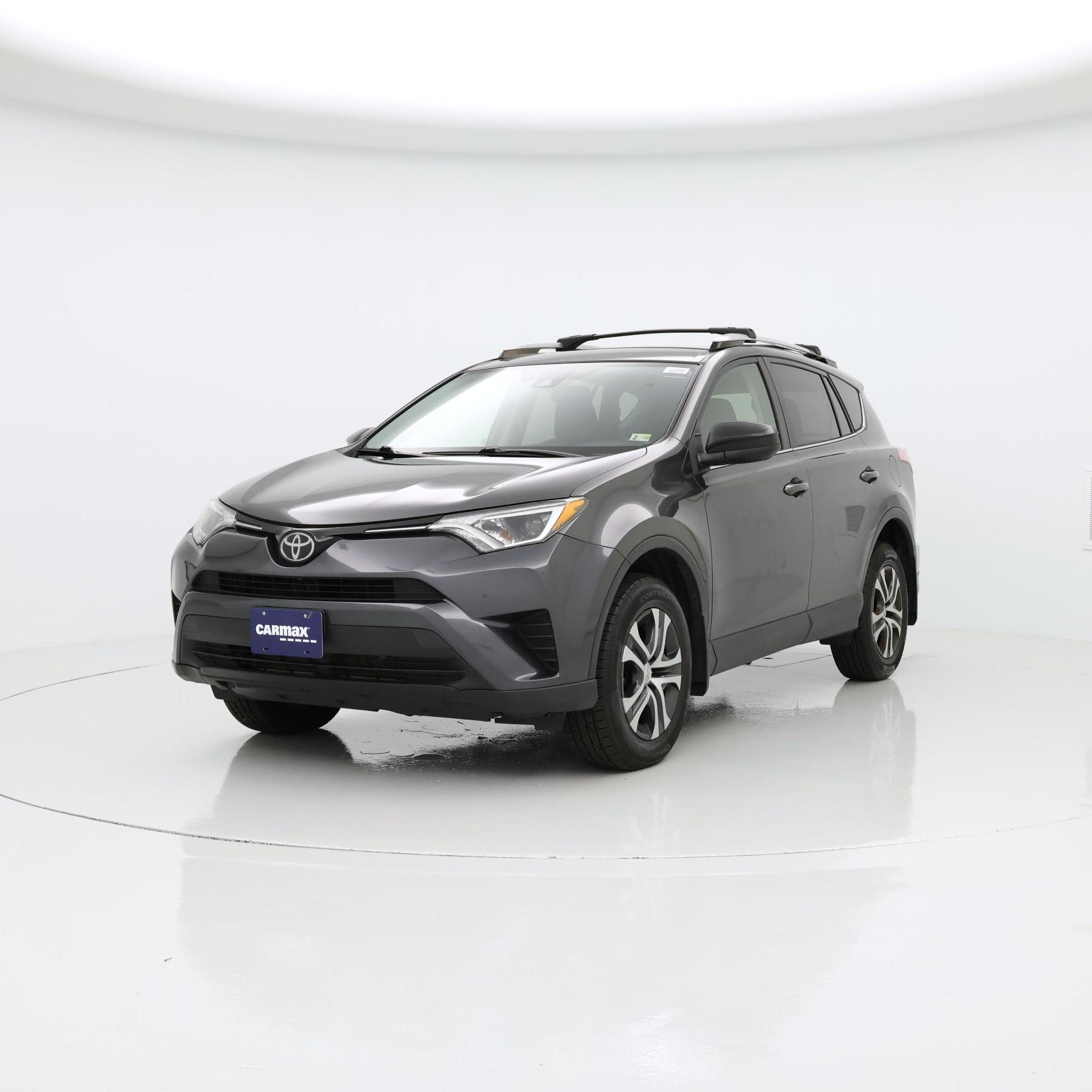 Thumbnail: 2018 Toyota RAV4 - 4