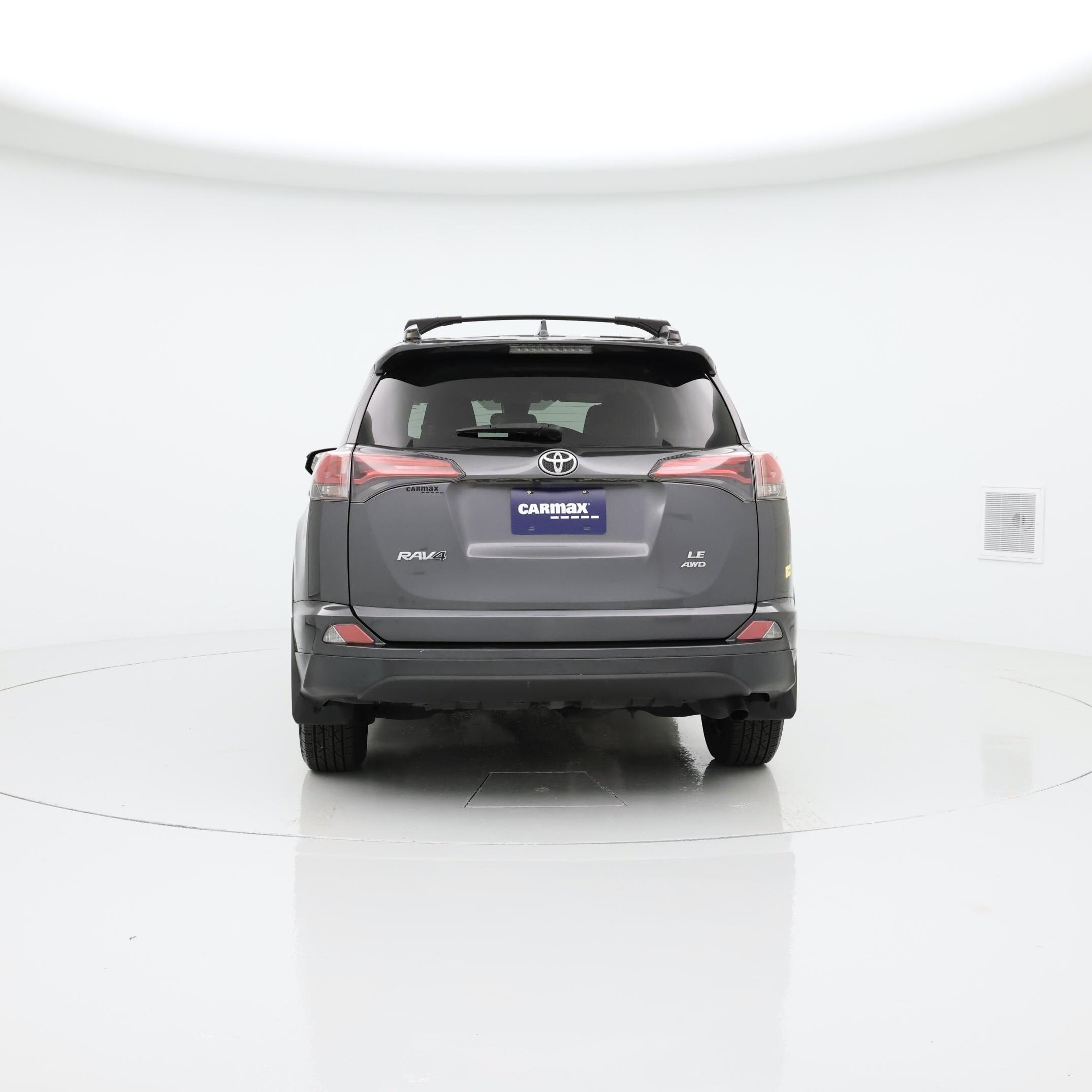 Thumbnail: 2018 Toyota RAV4 - 6