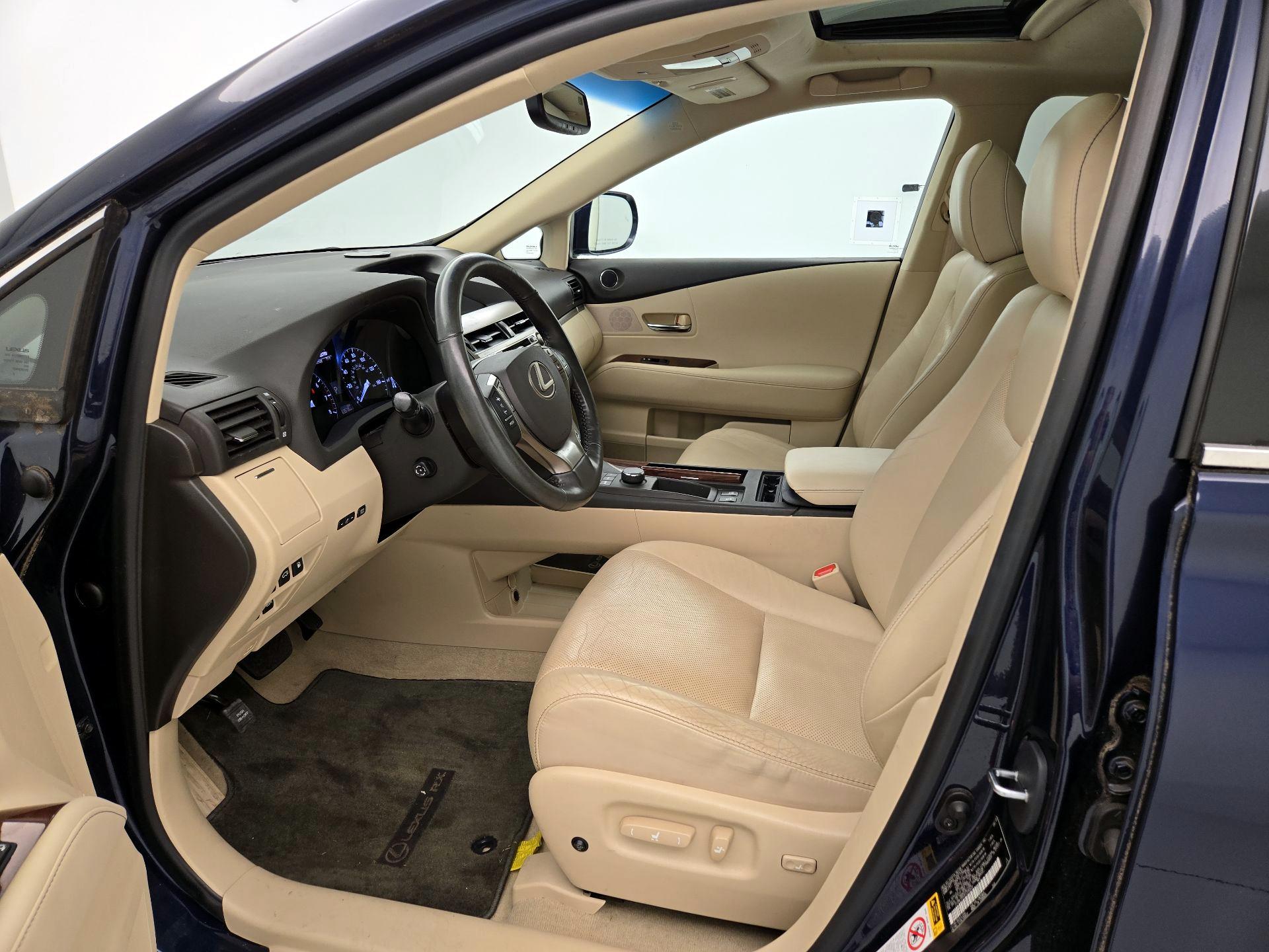 Thumbnail: 2015 Lexus RX - 11