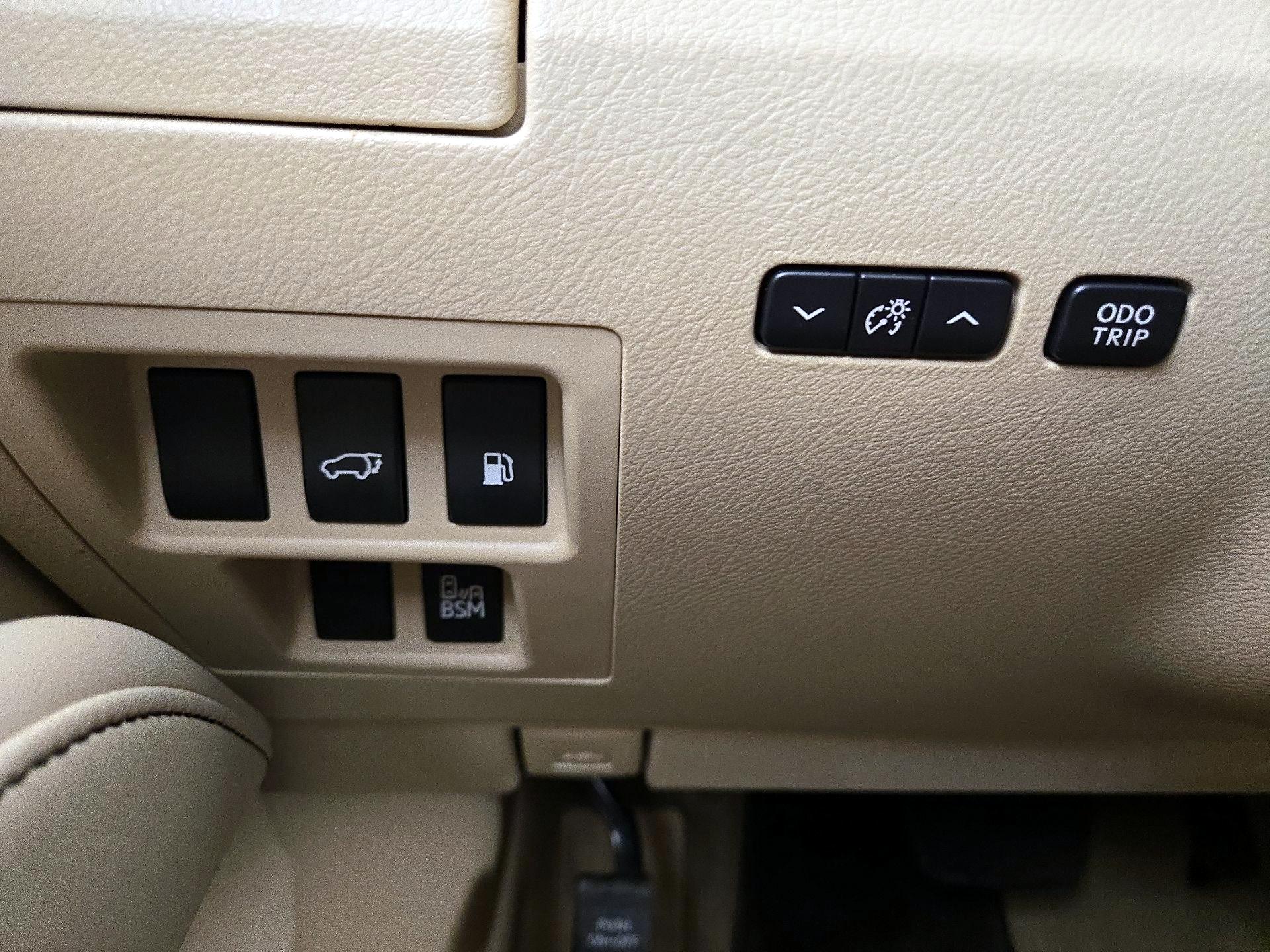 Thumbnail: 2015 Lexus RX - 13