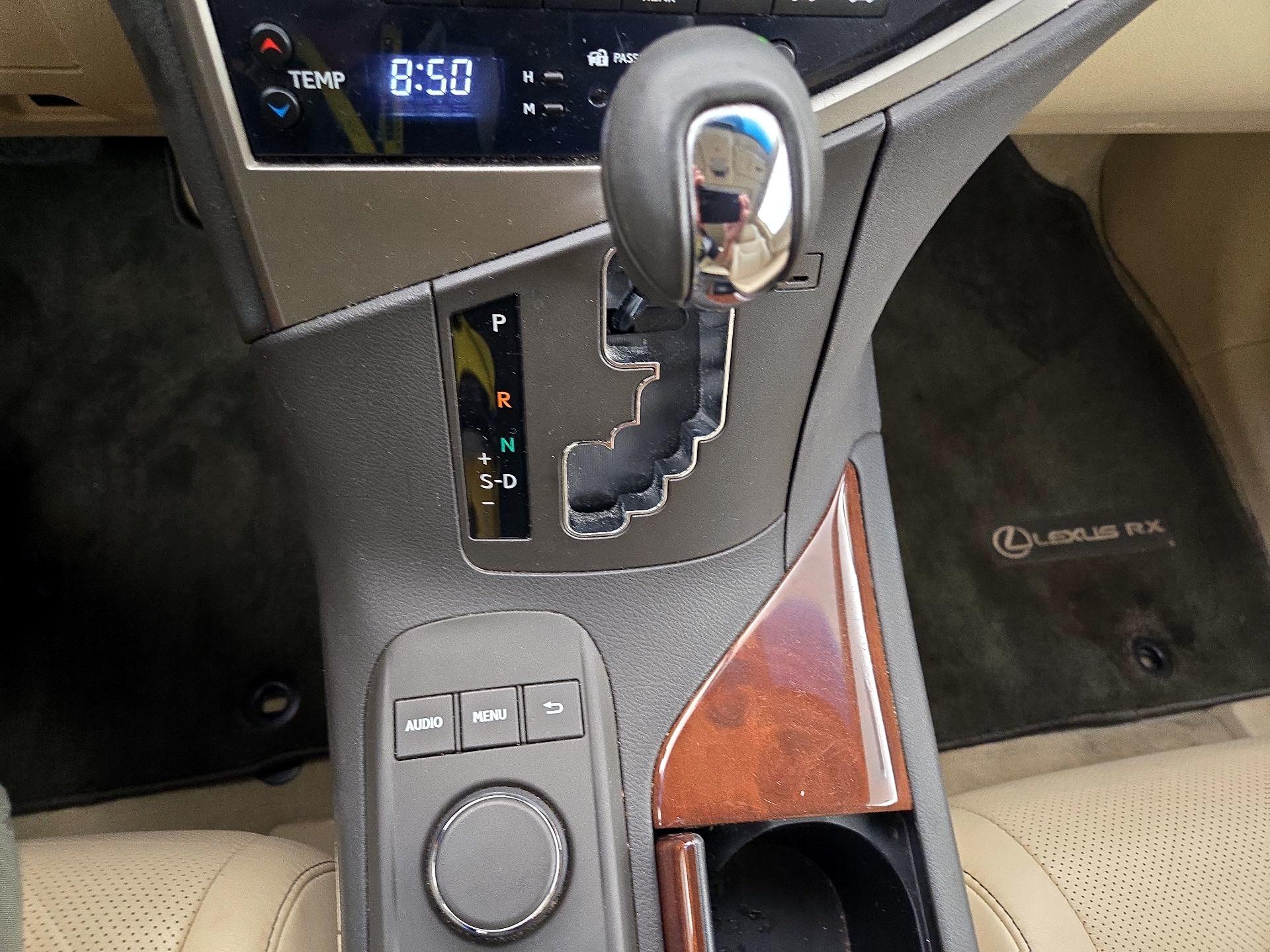 Thumbnail: 2015 Lexus RX - 17