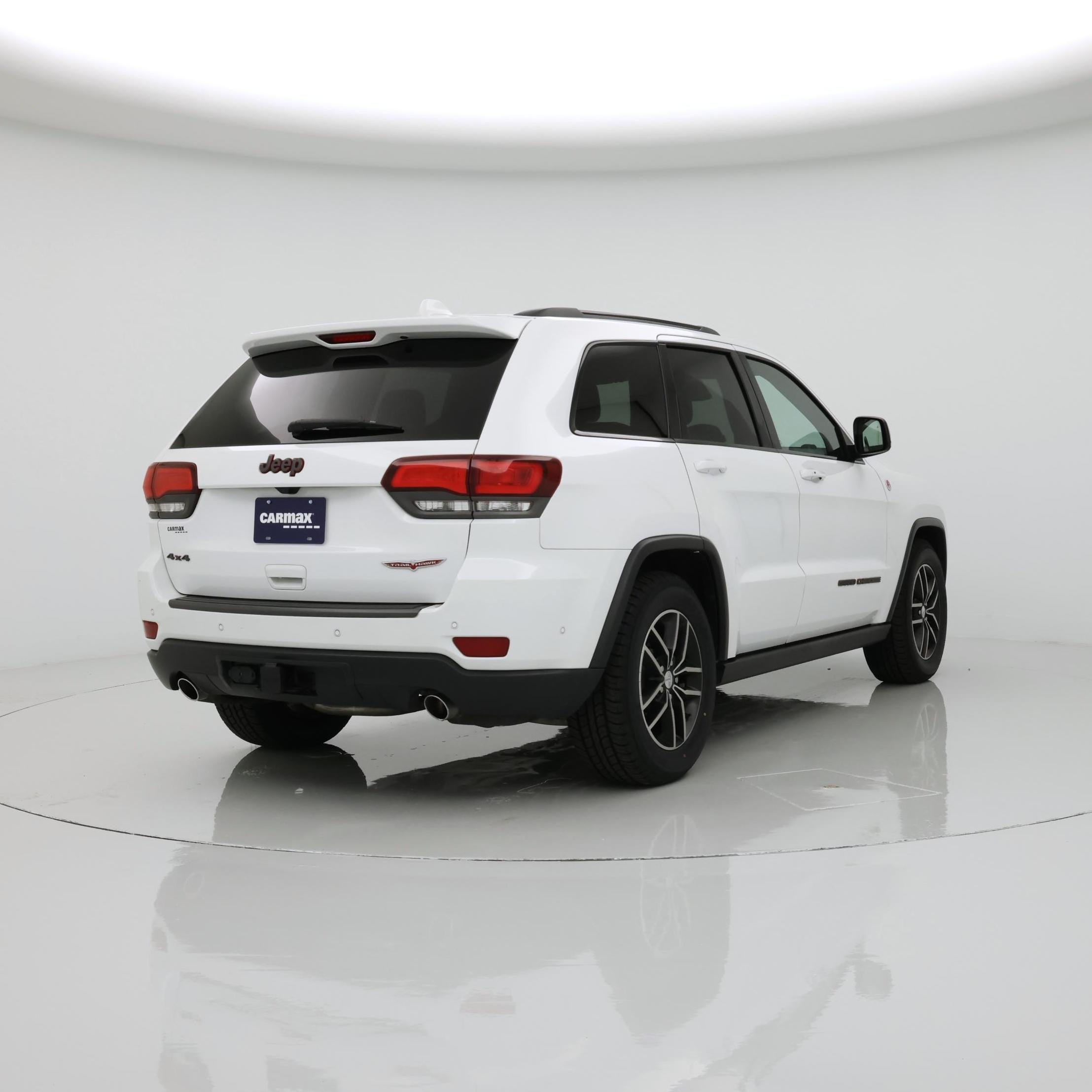 Thumbnail: 2018 Jeep Grand Cherokee - 8
