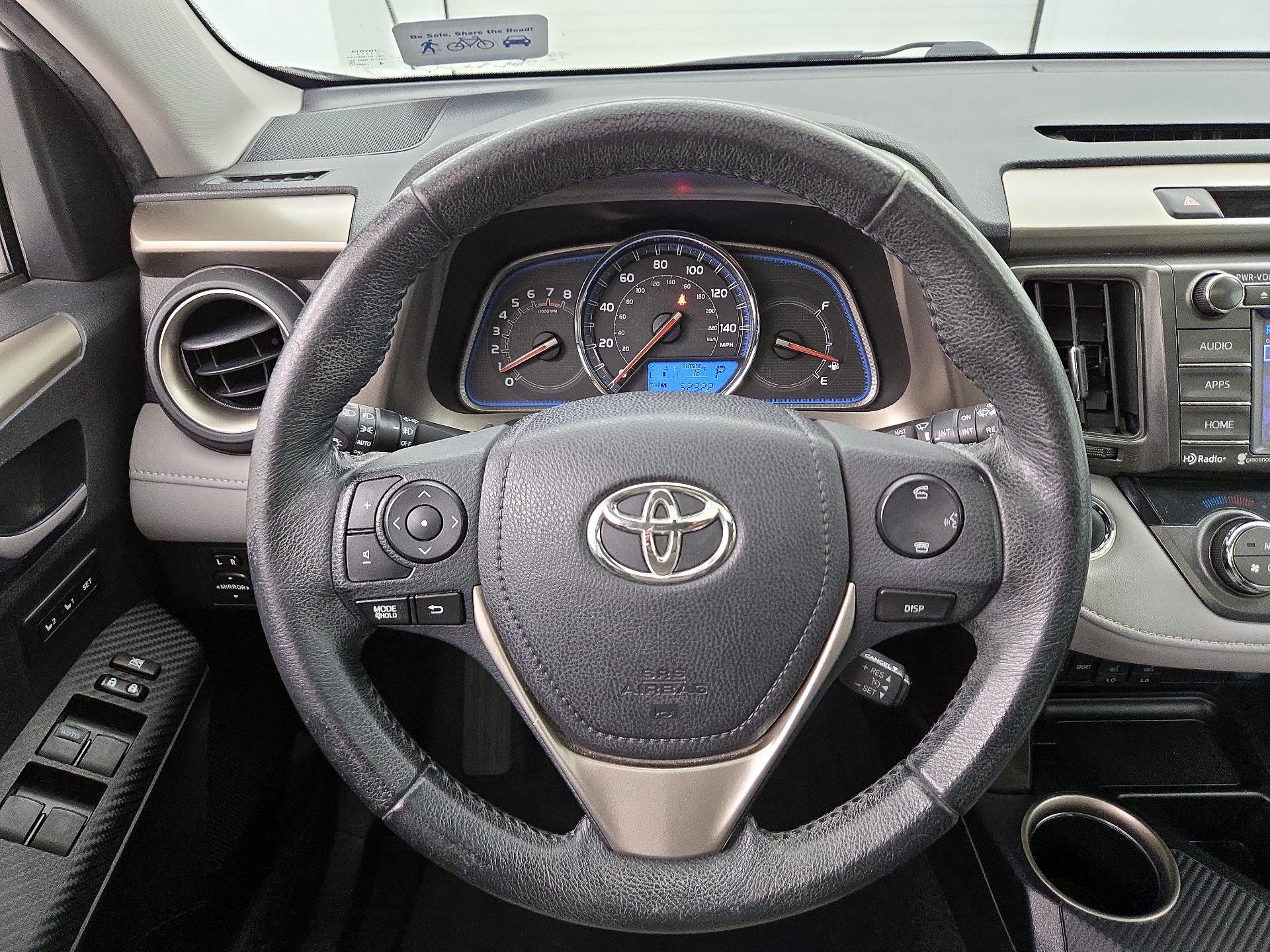 Thumbnail: 2015 Toyota RAV4 - 10