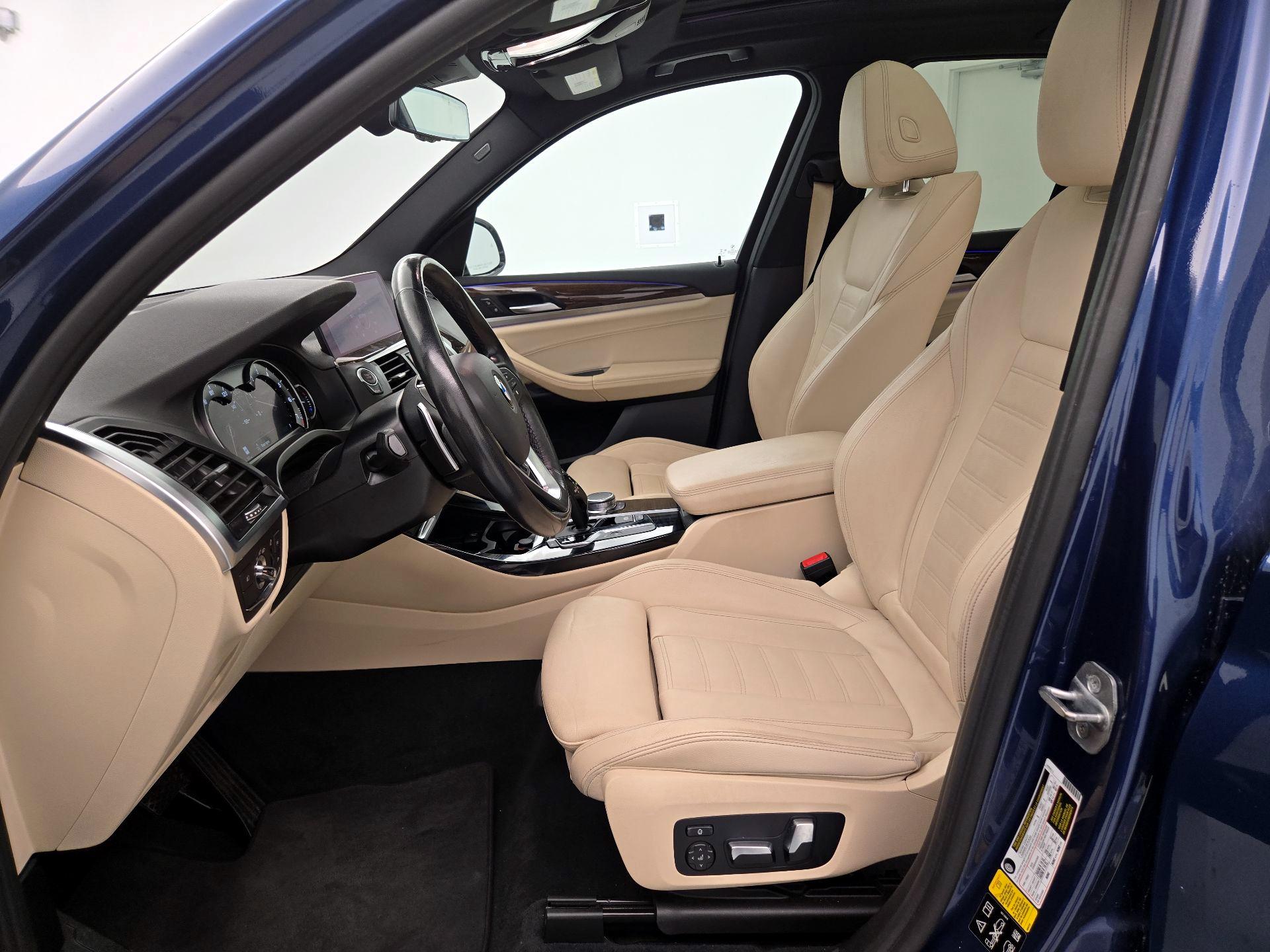 Thumbnail: 2019 BMW X3 - 11