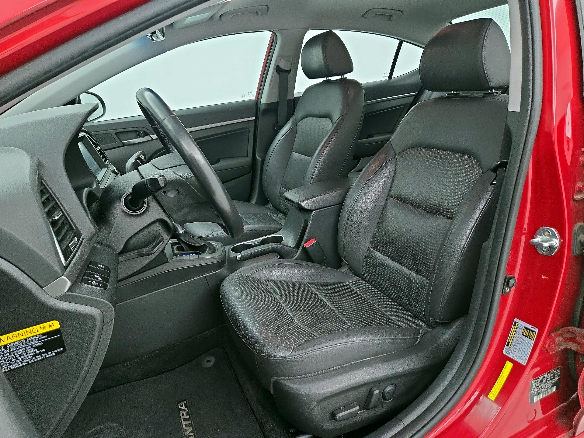 Thumbnail: 2017 Hyundai Elantra - 11