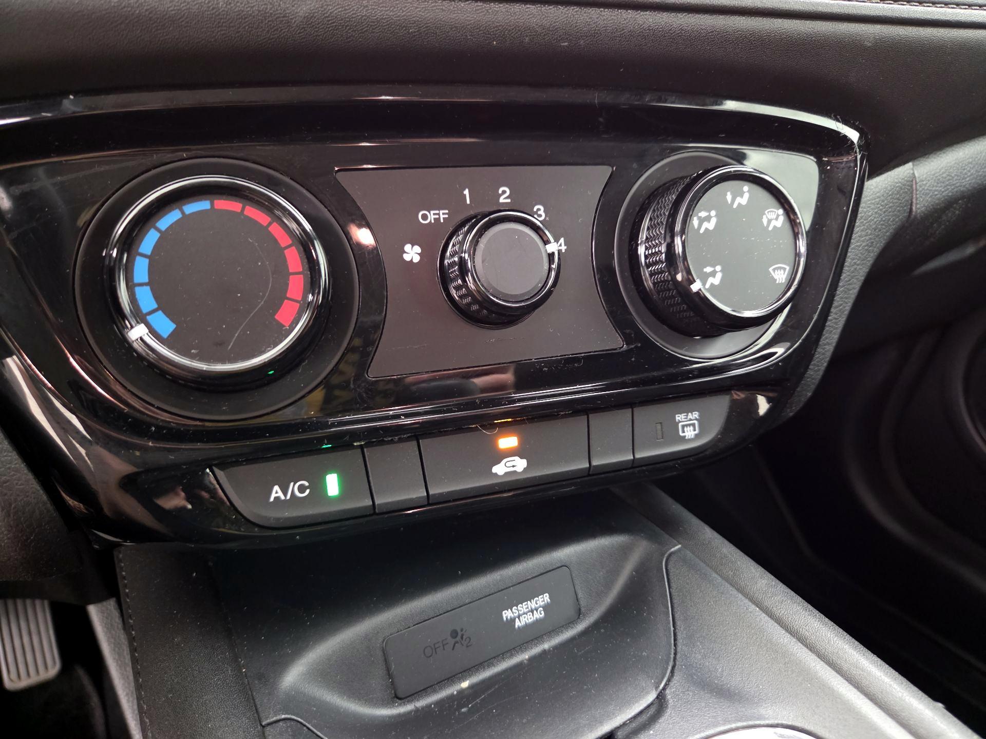 Thumbnail: 2017 Honda HR-V - 16