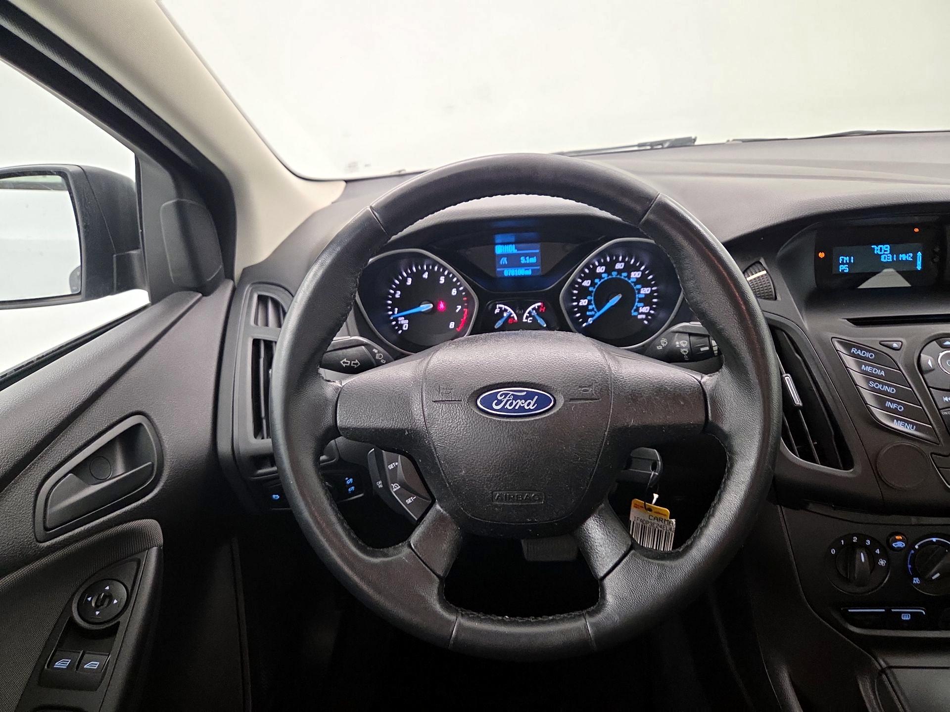 Thumbnail: 2014 Ford Focus - 10