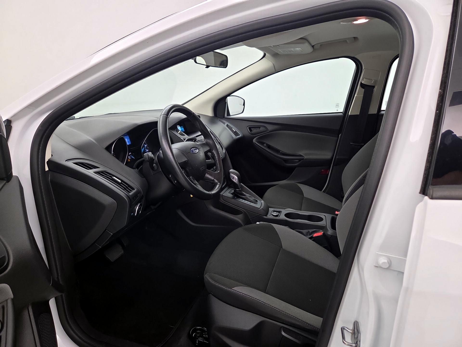 Thumbnail: 2014 Ford Focus - 11