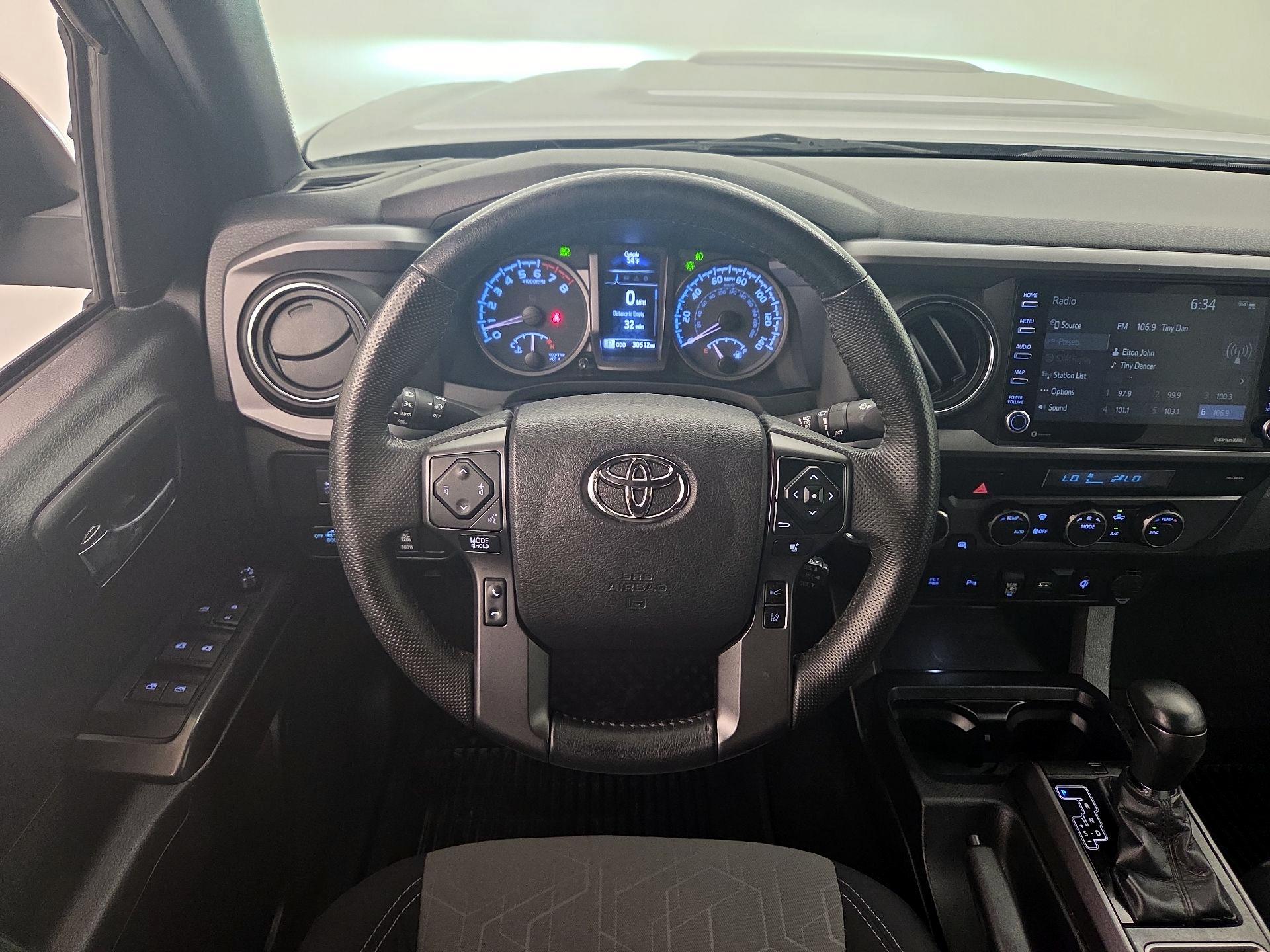 Thumbnail: 2021 Toyota Tacoma - 10