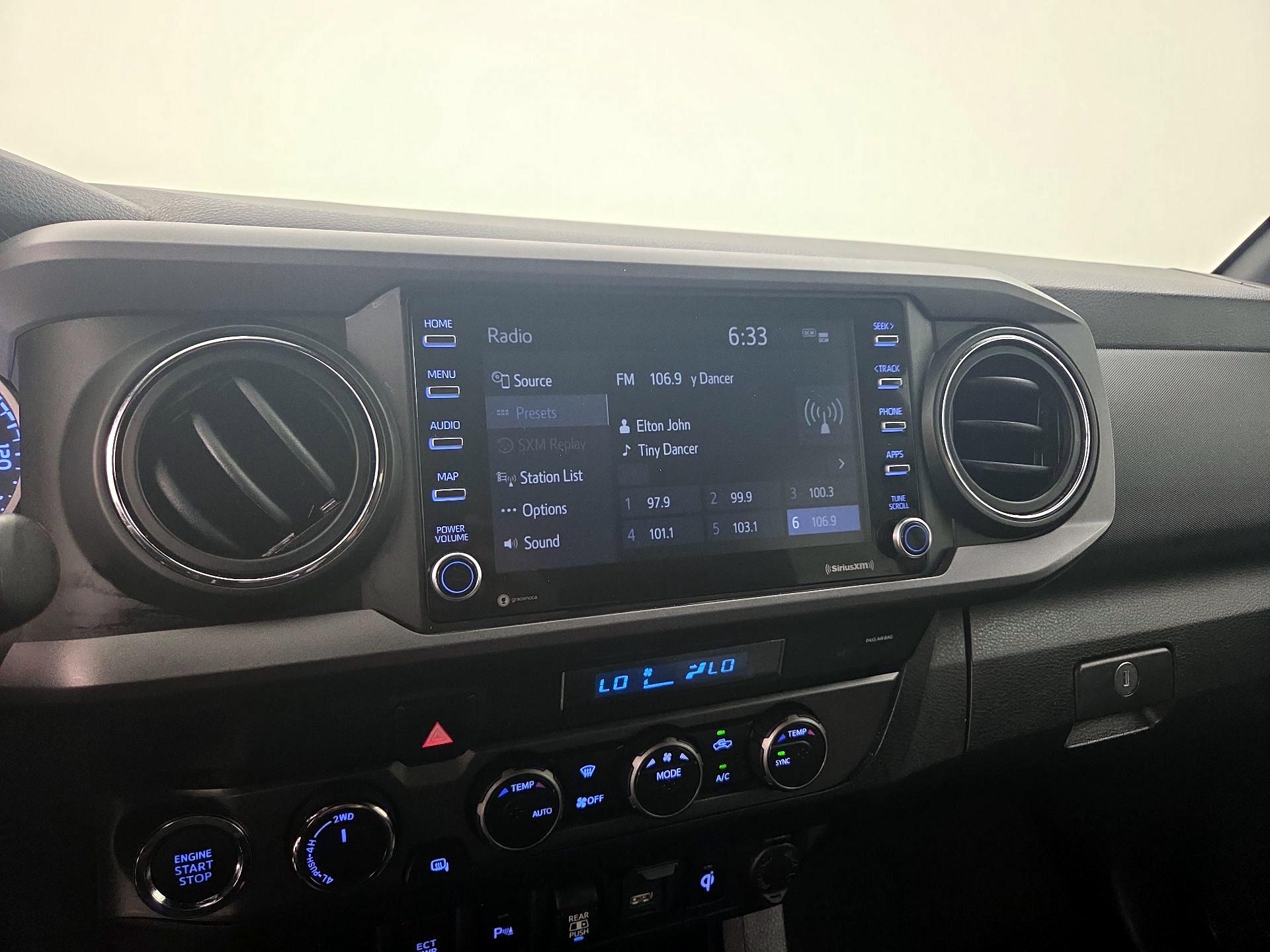 Thumbnail: 2021 Toyota Tacoma - 15