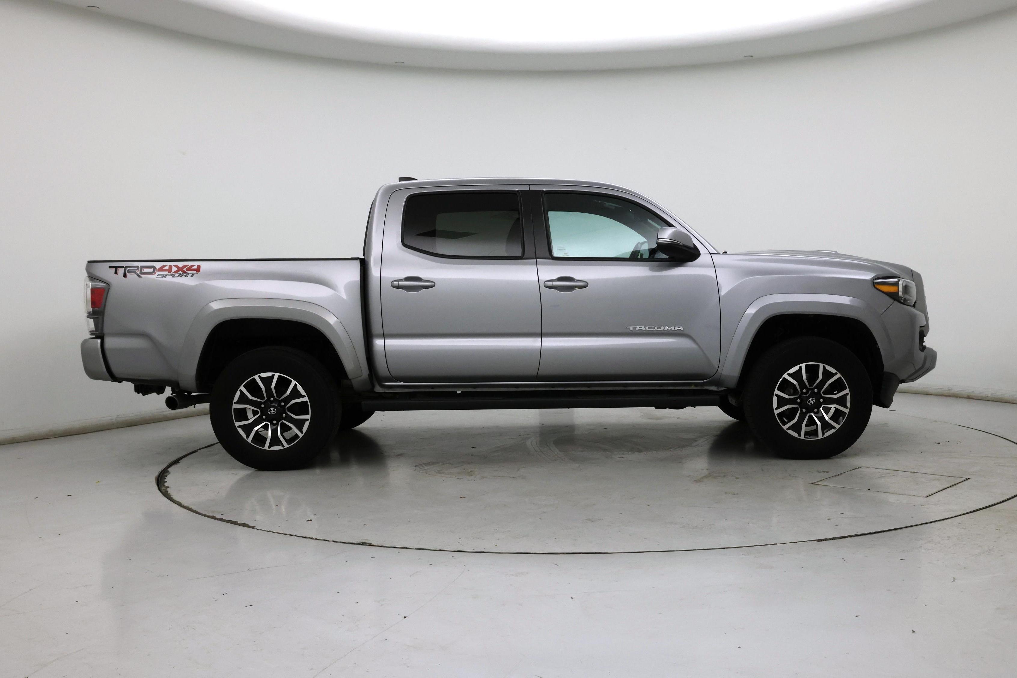 Thumbnail: 2021 Toyota Tacoma - 7