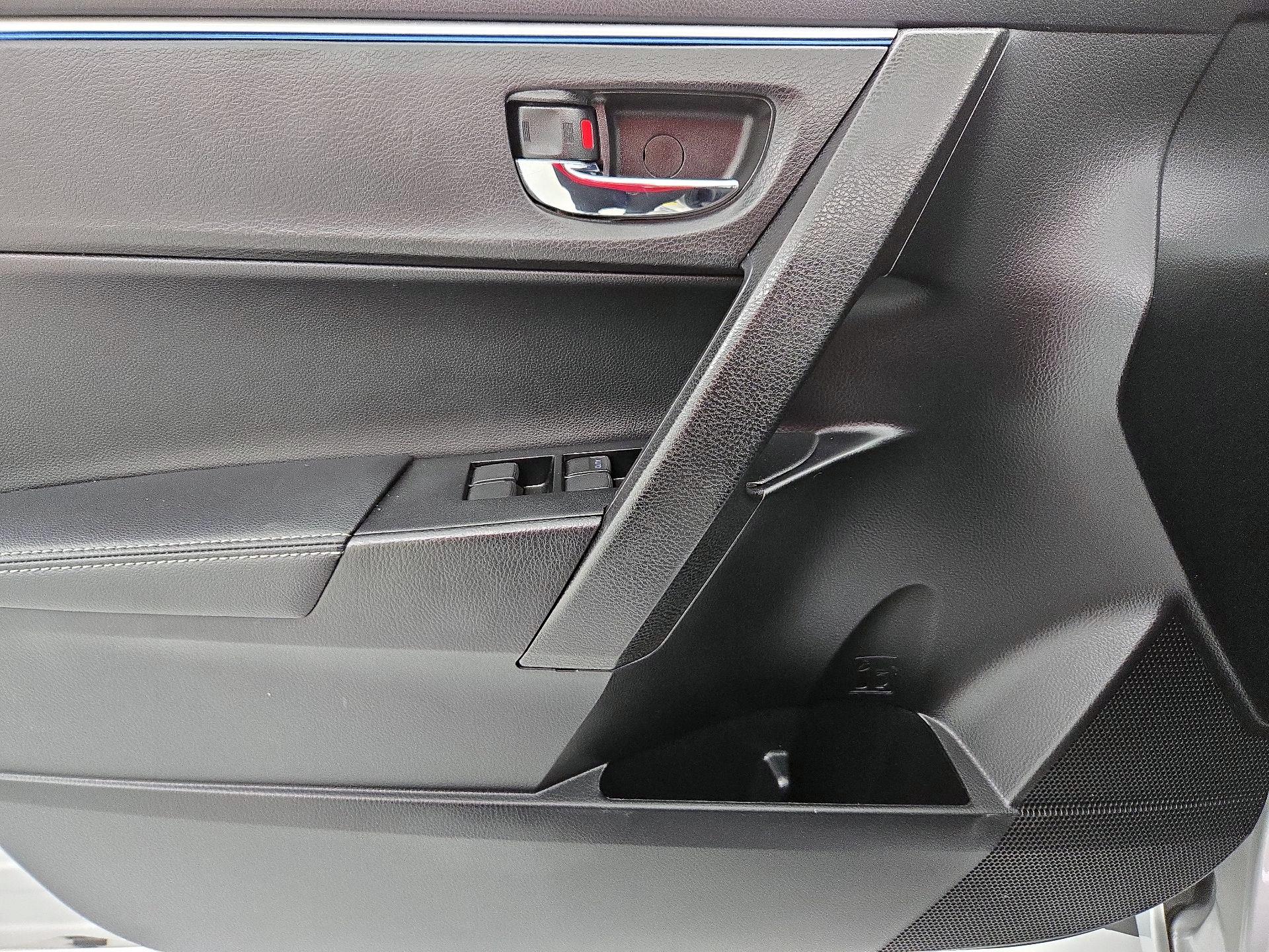 Thumbnail: 2016 Toyota Corolla - 12