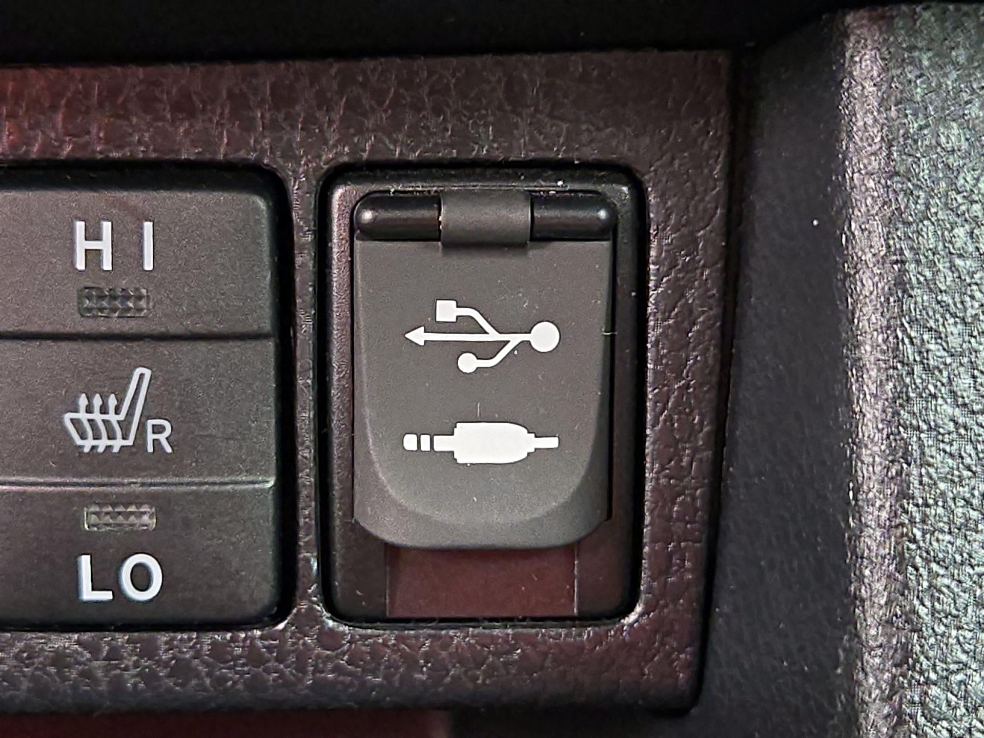 Thumbnail: 2016 Toyota Corolla - 19